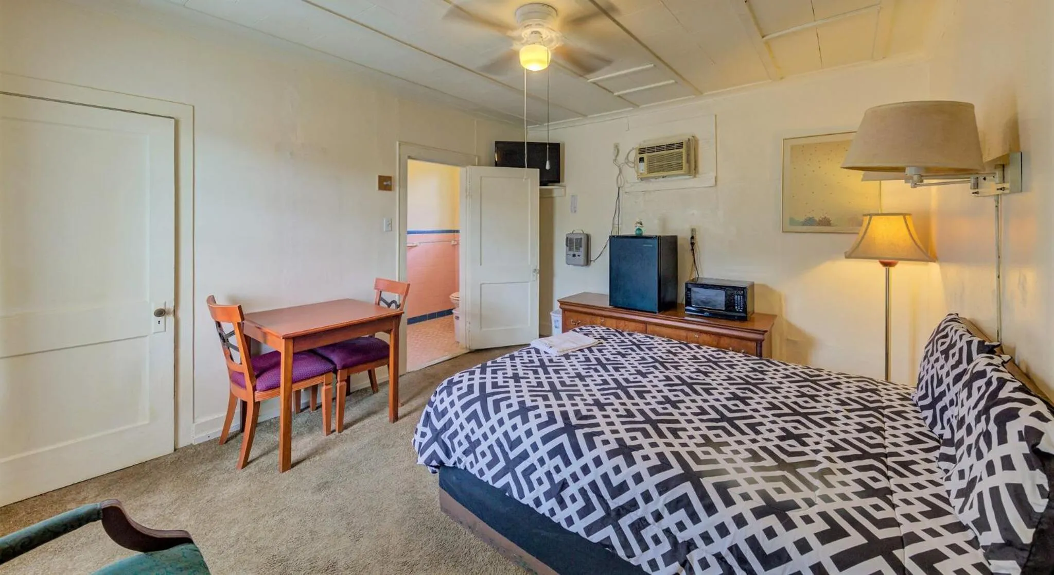 Bathroom in ASAM HOTEL