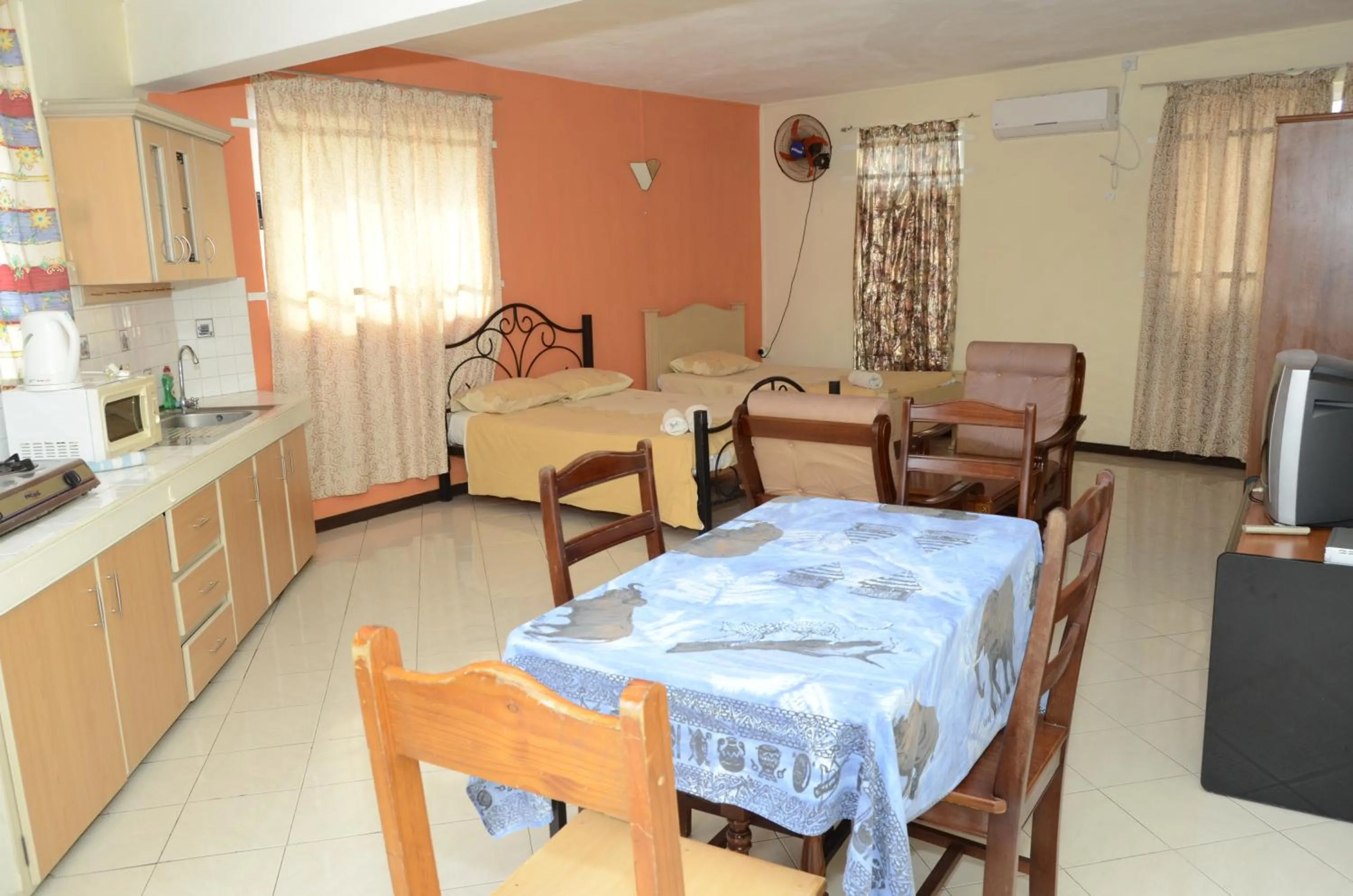 Dining area in Dookee House
