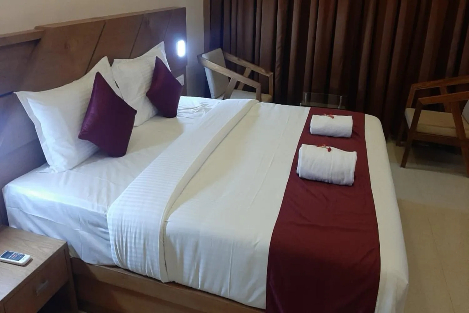 Bed in Aveda Munnar Mountains and Mist