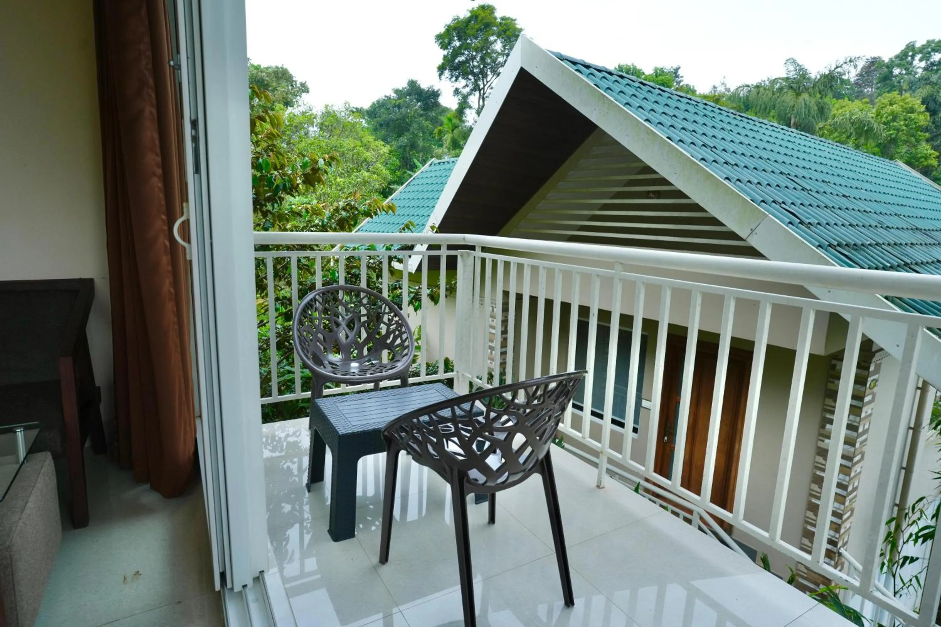 Balcony/Terrace in Aveda Munnar Mountains and Mist