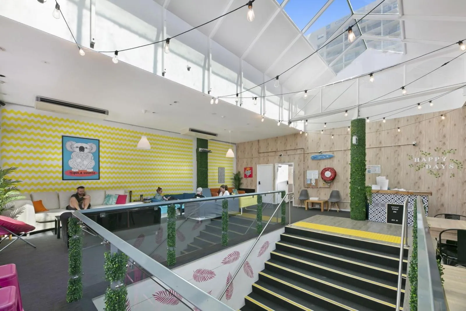 Business facilities in Tequila Sunrise Hostel Surfers Paradise