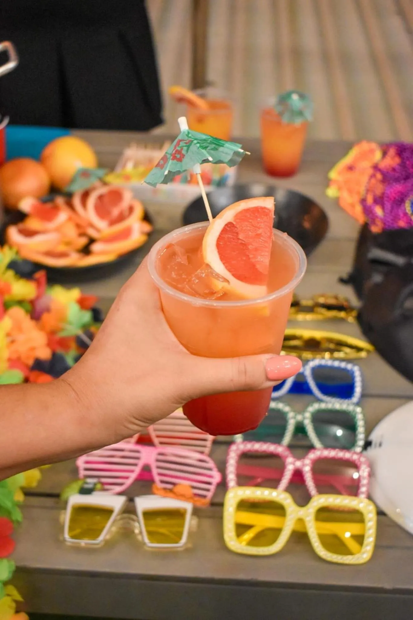 Evening entertainment in Tequila Sunrise Hostel Surfers Paradise