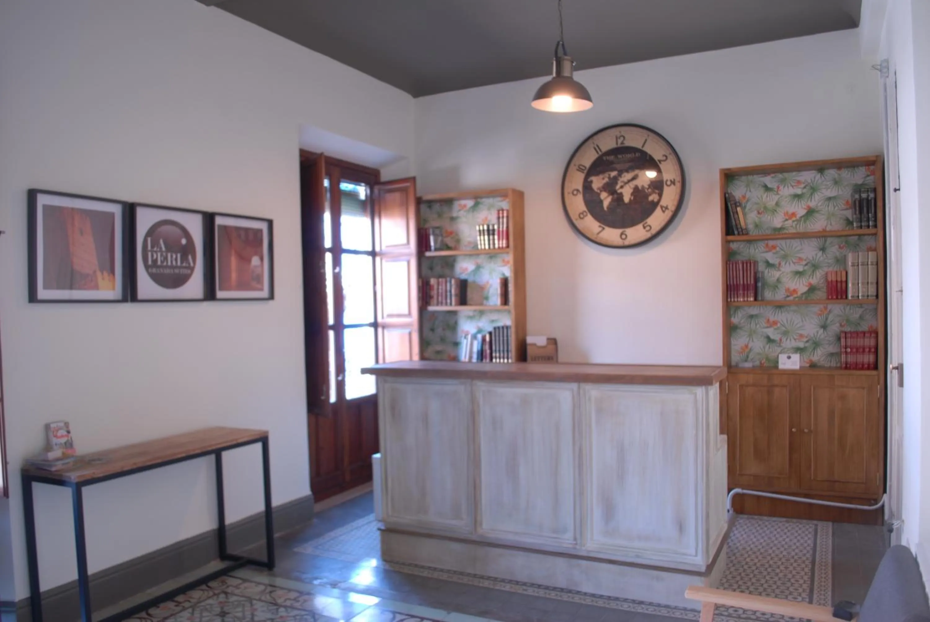 Lobby or reception in La Perla Granada Suites