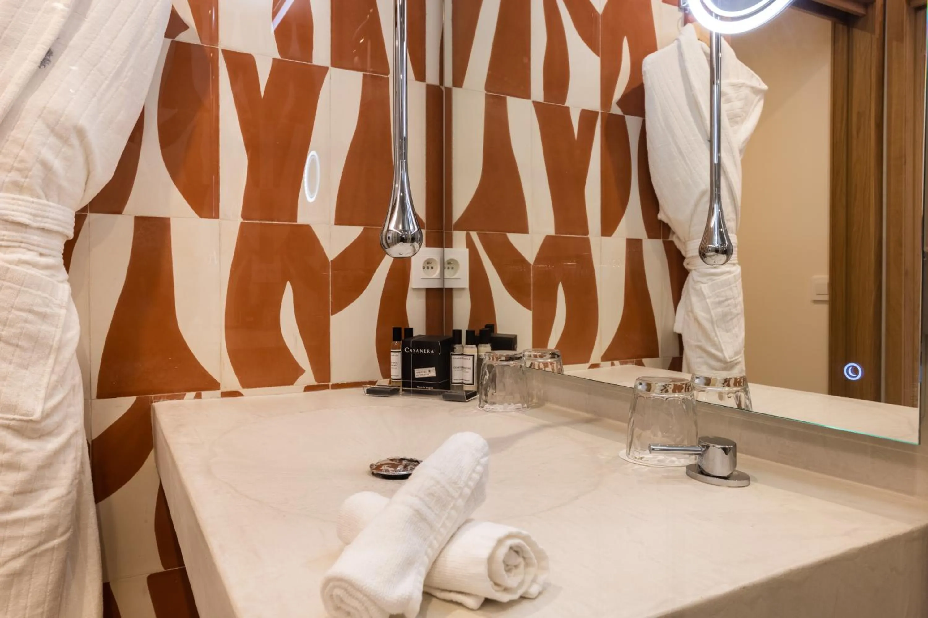 Bathroom in Hotel & Spa Kasano Calvi - Handwritten Collection