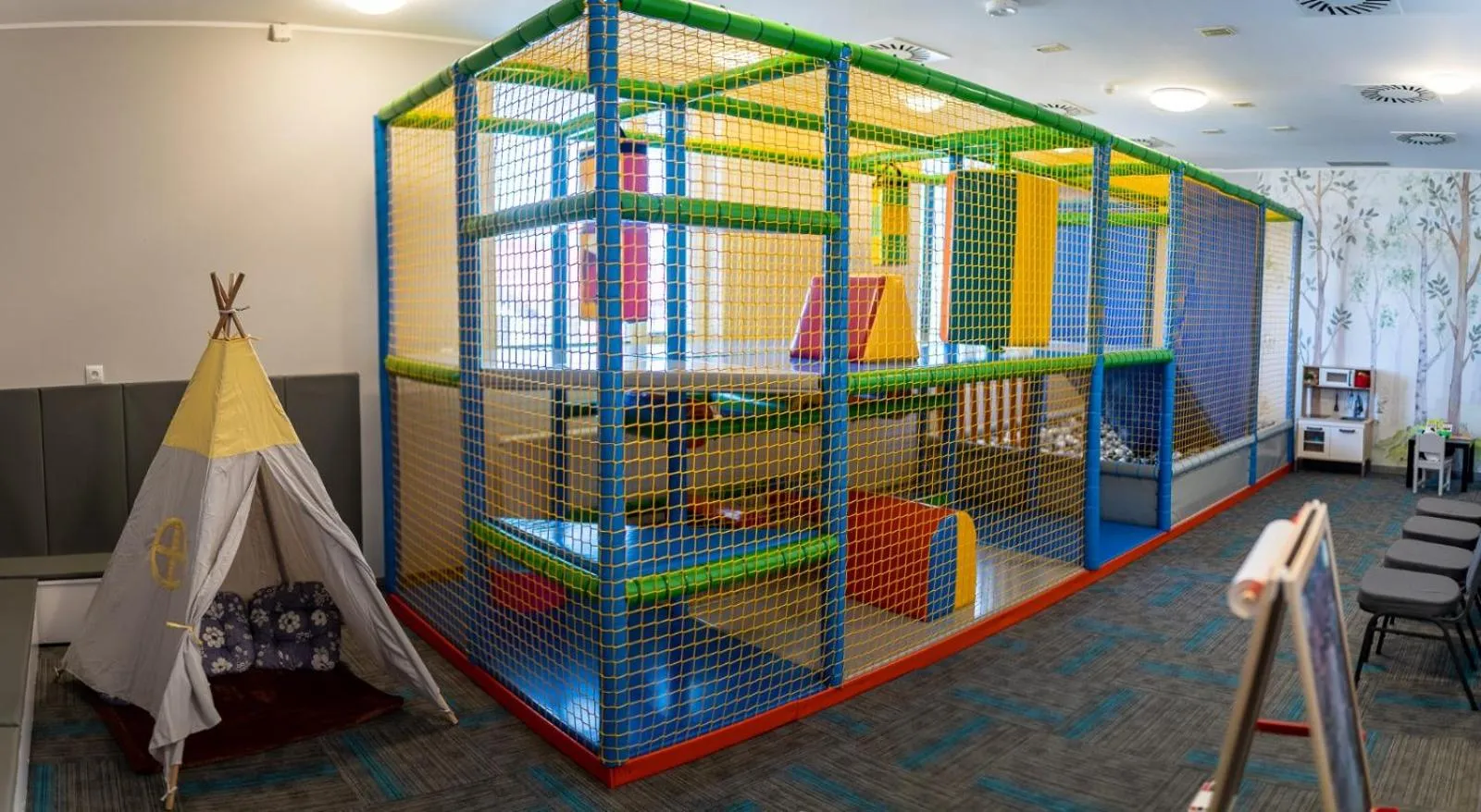 Kids's club in Hotel 107