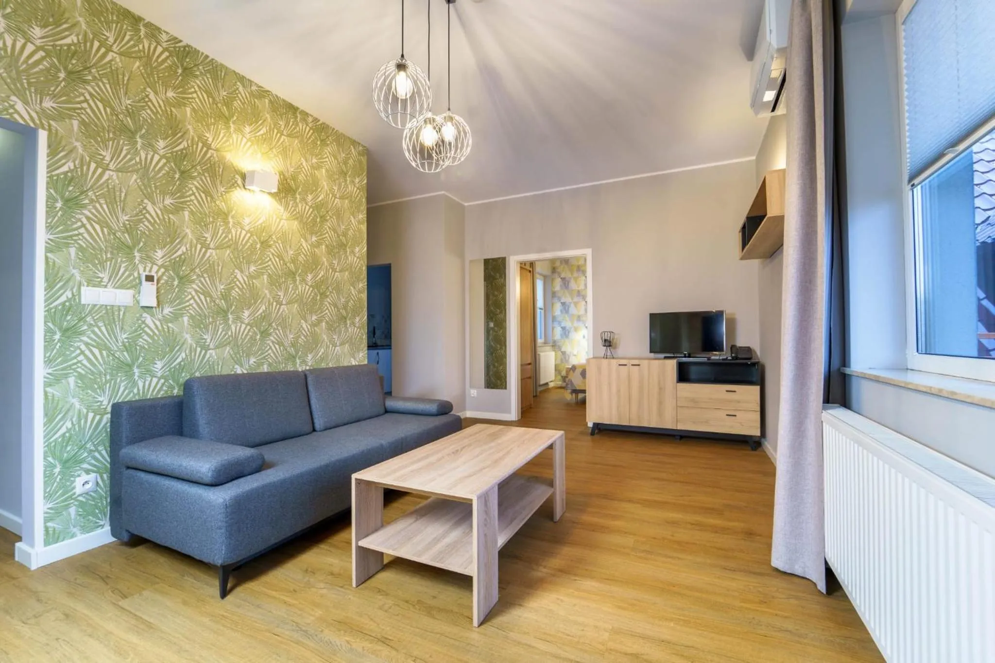 TV and multimedia in Hotel 107