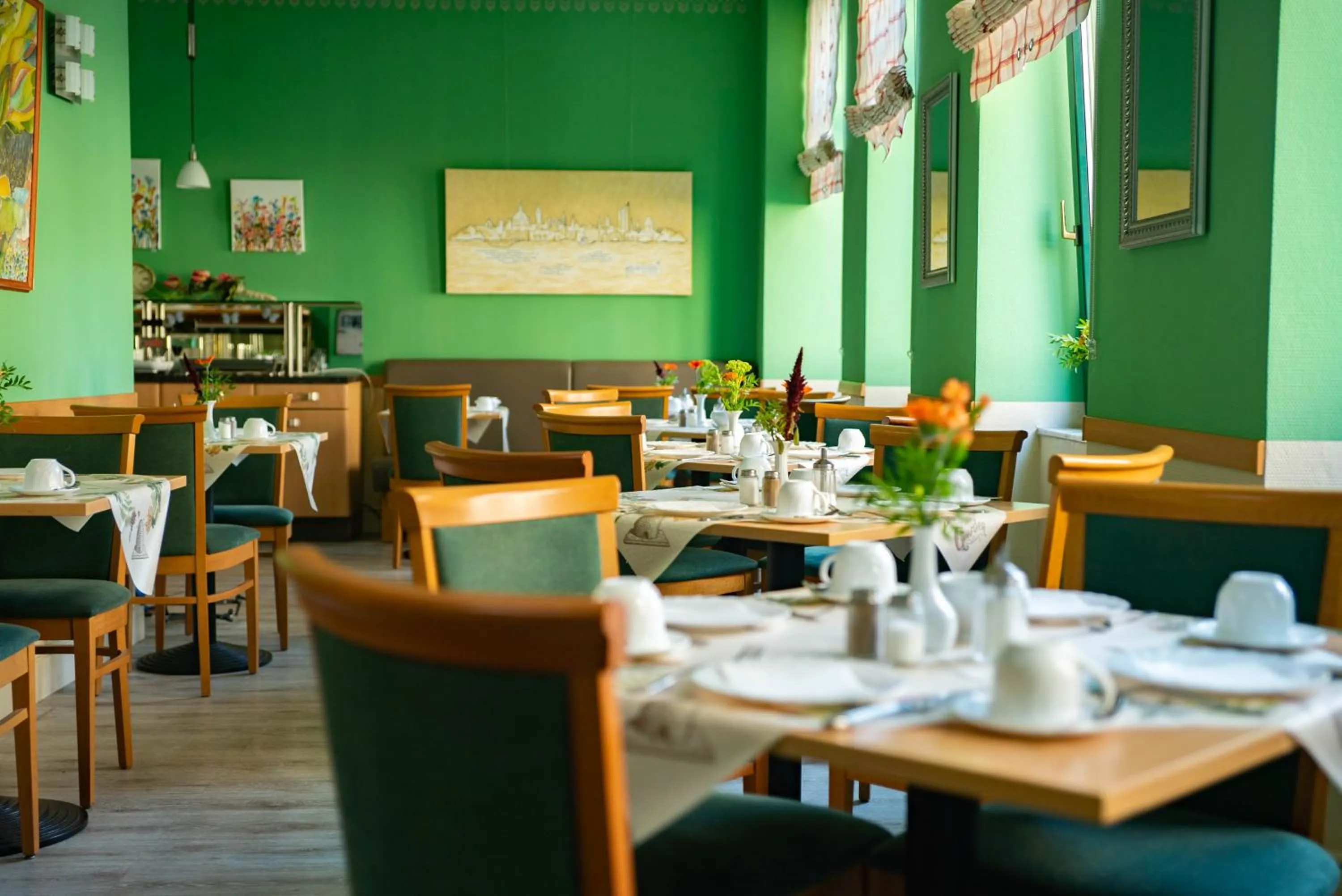 Restaurant/places to eat in Hotel Adagio