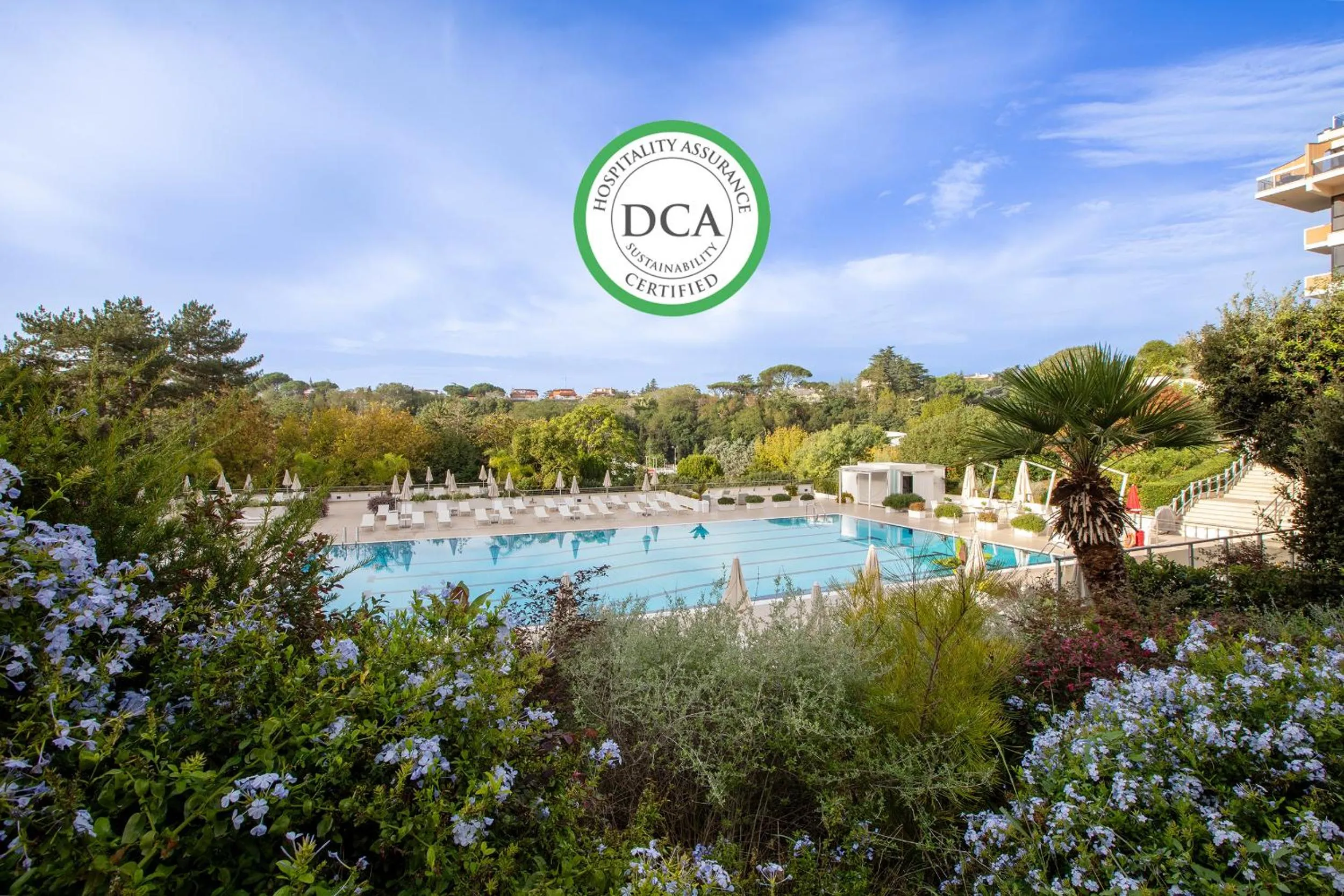 Swimming pool in Hotel Villa Pamphili Roma