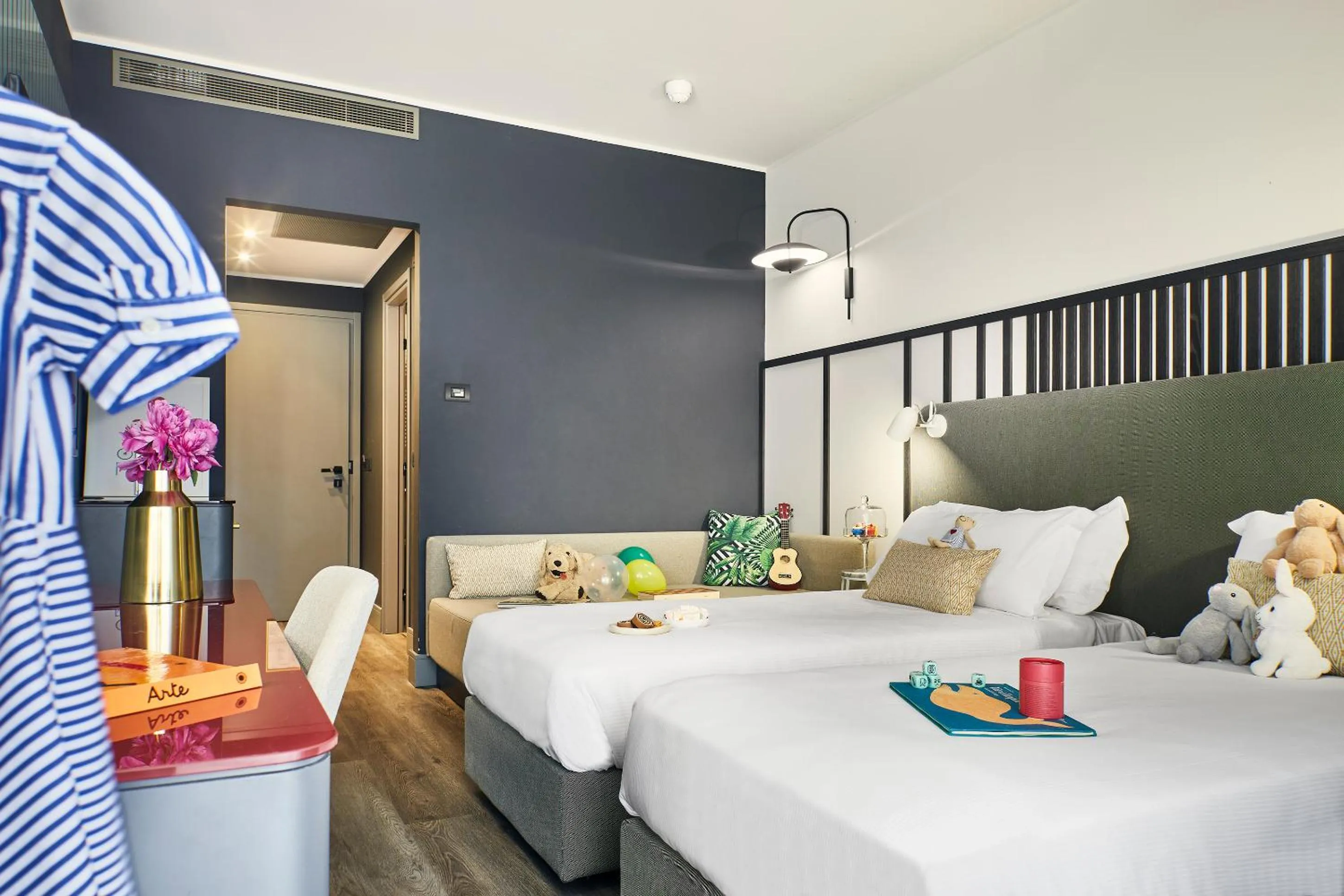 Bedroom, Bed in Hotel Villa Pamphili Roma