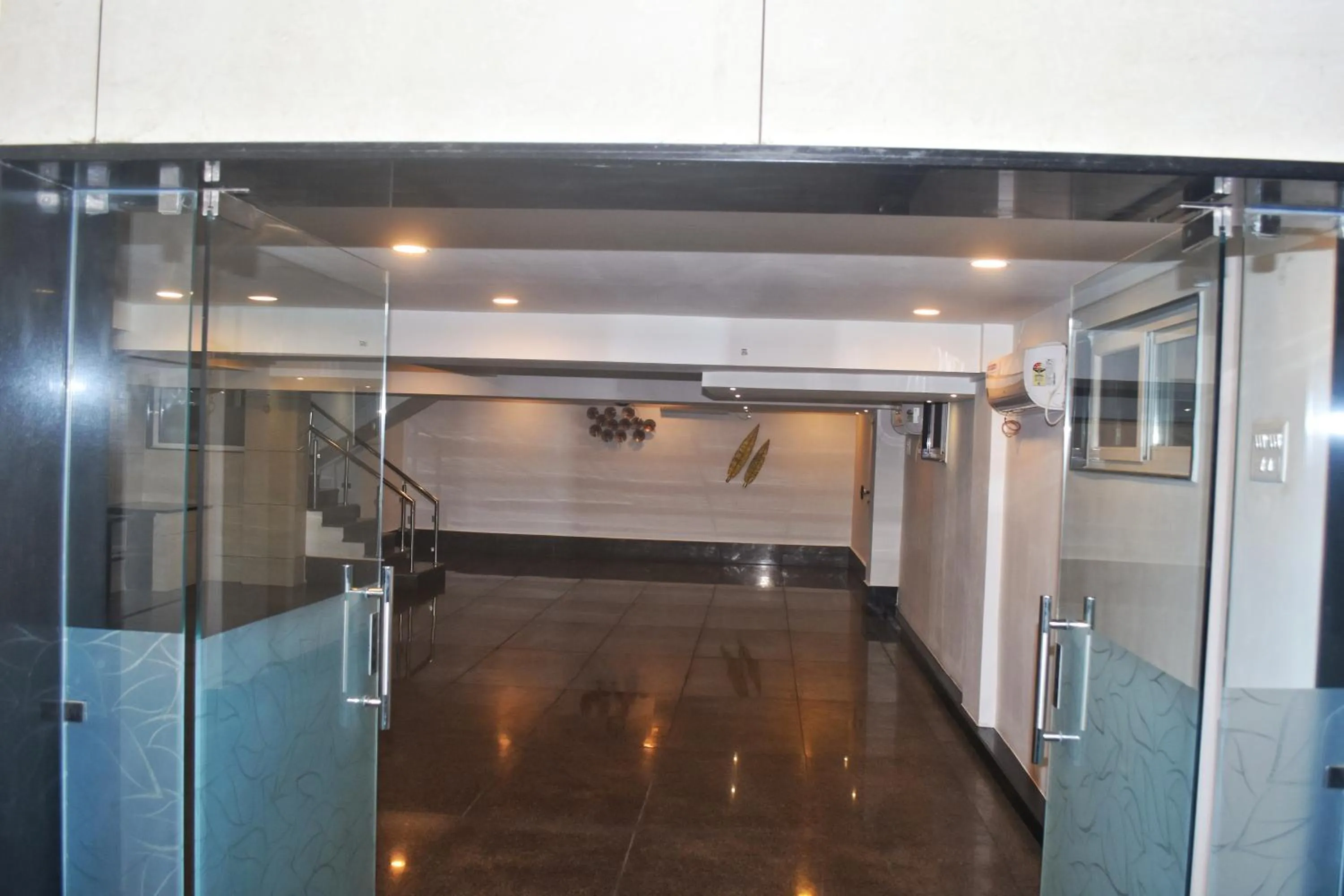 Restaurant/places to eat in HOTEL CENTRUM