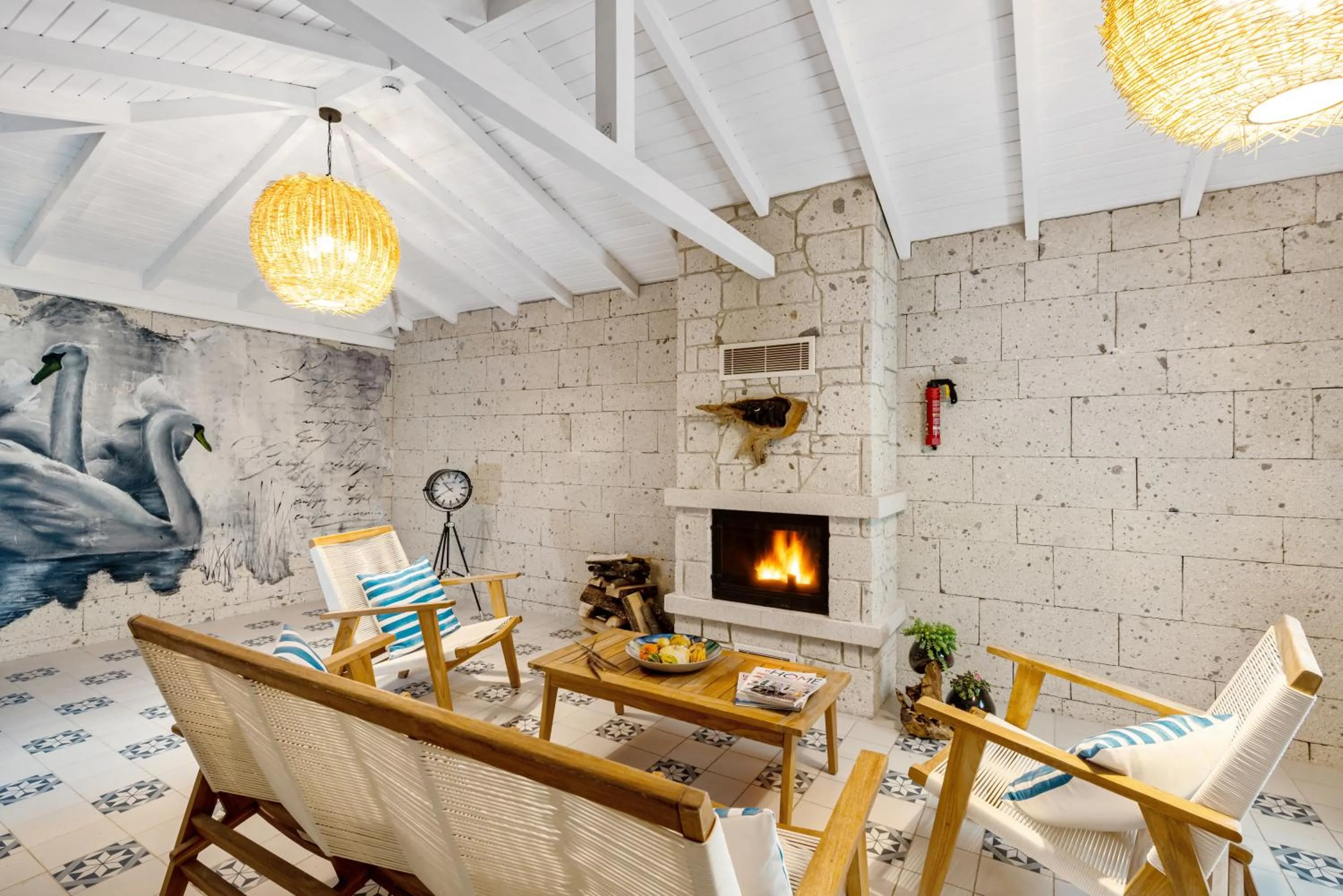 flat iron in Rhodium Hotel Alaçatı