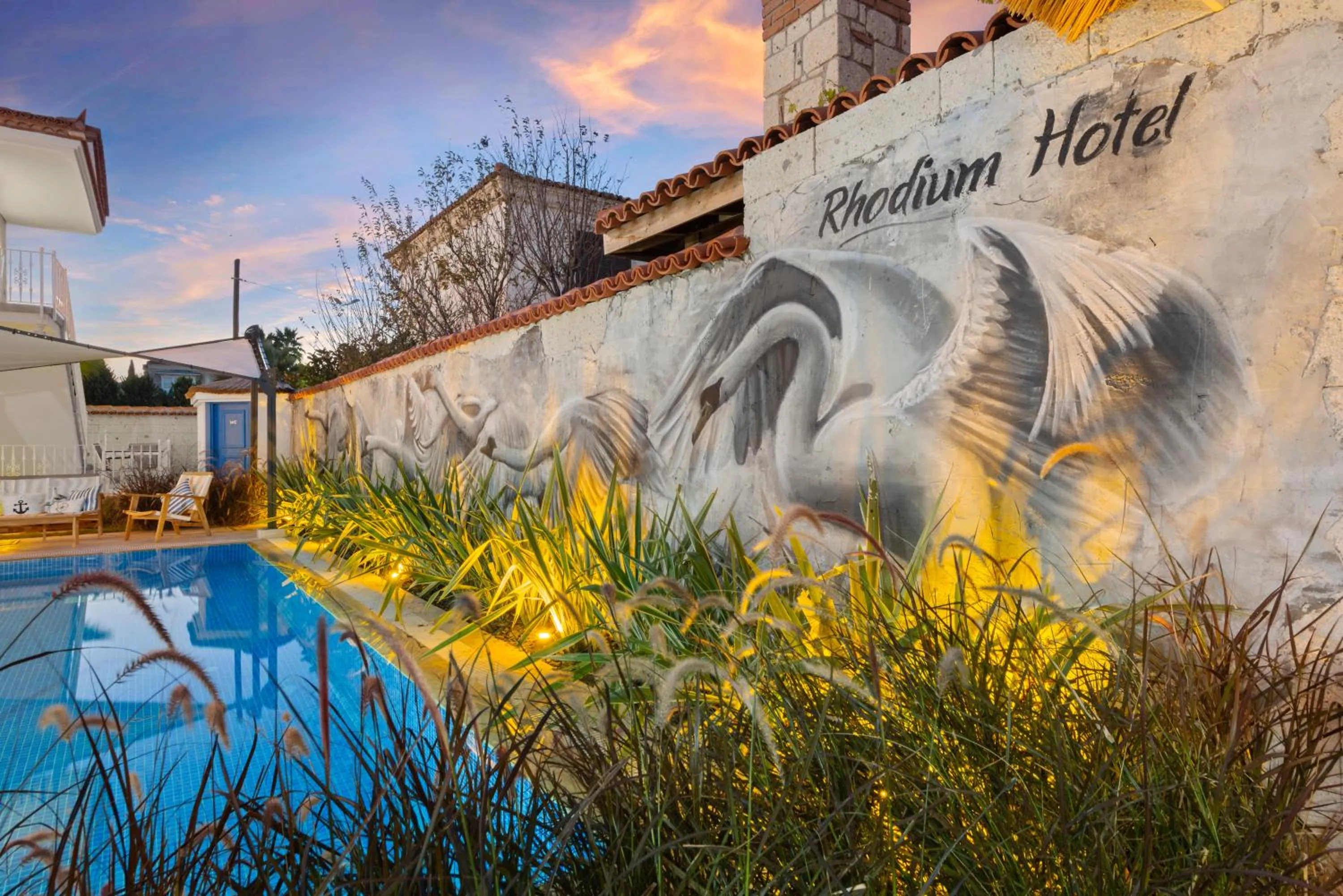 Property logo or sign in Rhodium Hotel Alaçatı