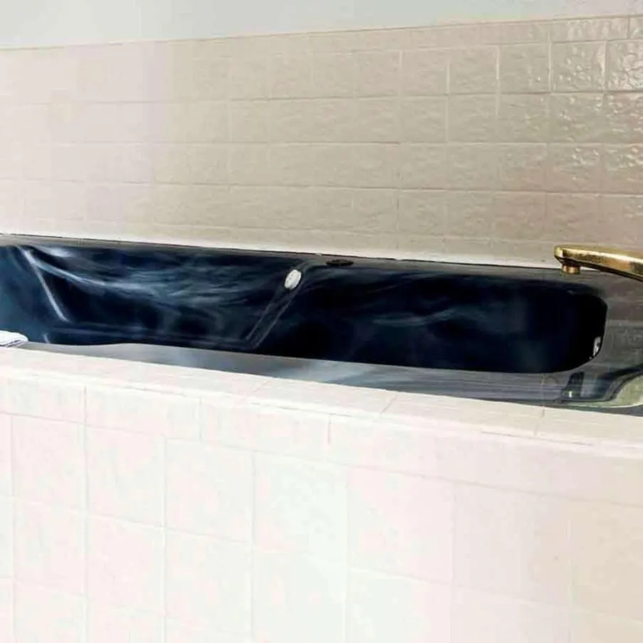 Photo of the whole room in Oak Grove Inn