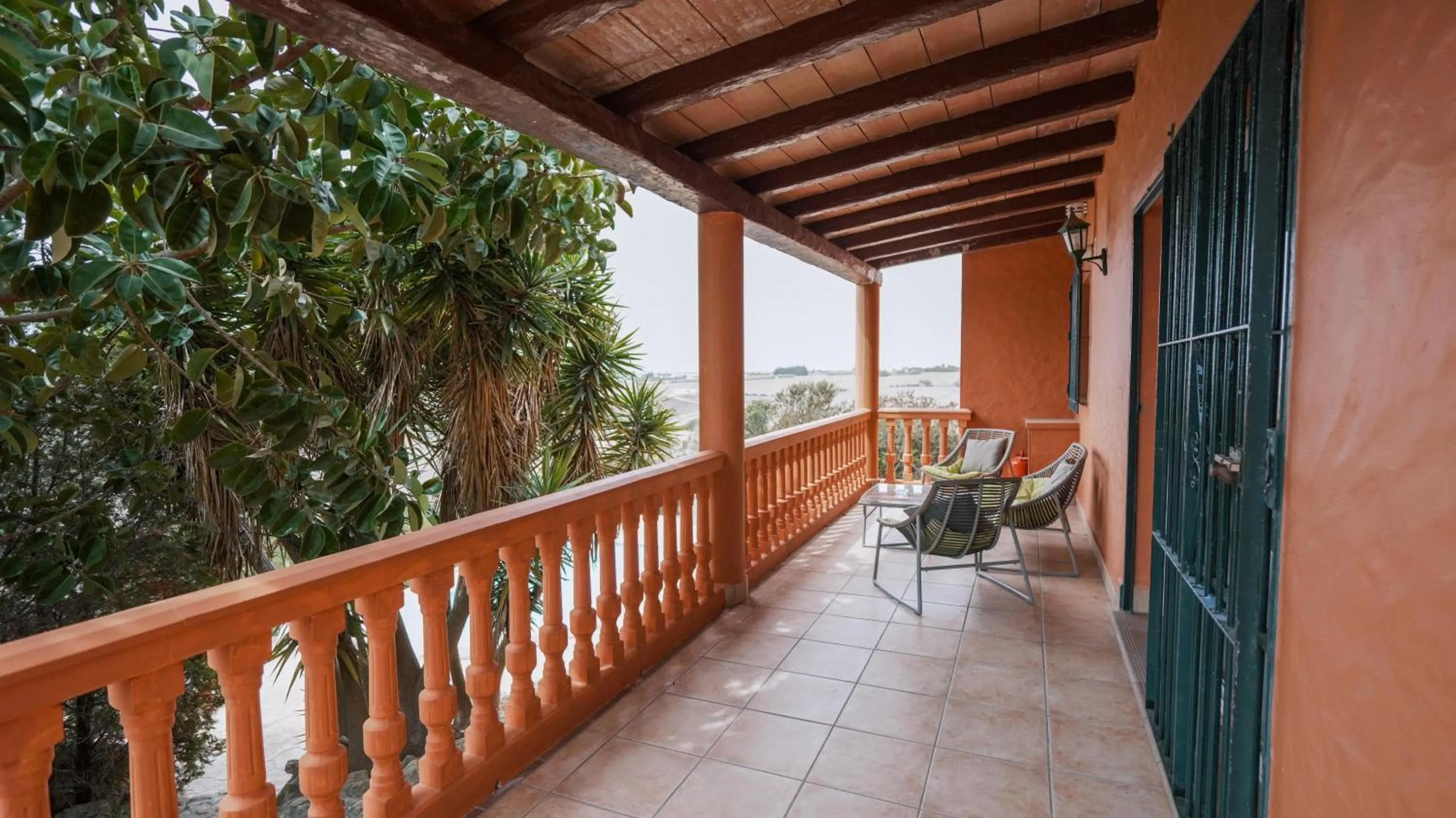 Balcony/Terrace in Casa Rural Los Garrovillos by Fontanilla del Mar Holidays Rentals