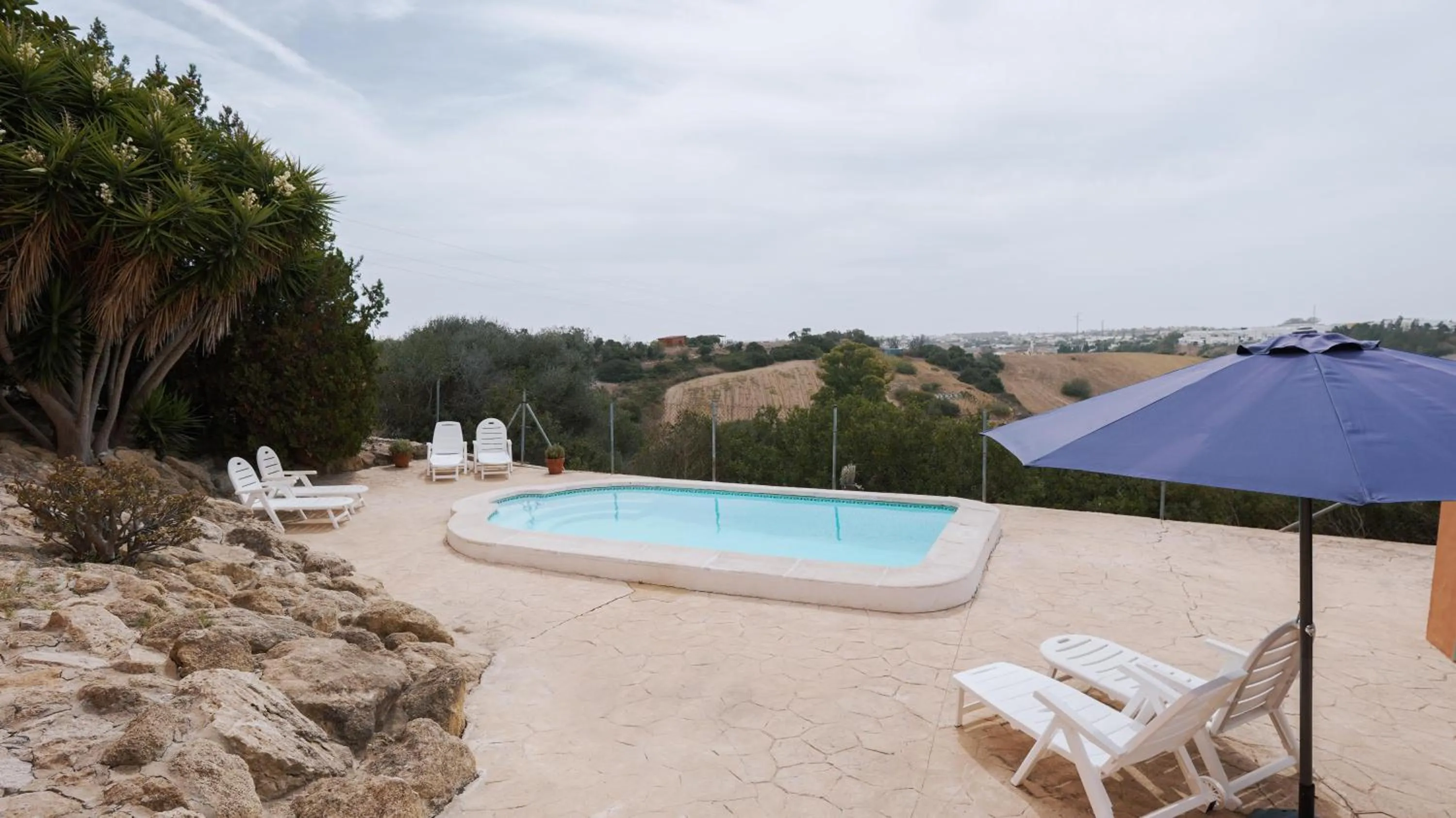 Swimming pool in Casa Rural Los Garrovillos by Fontanilla del Mar Holidays Rentals