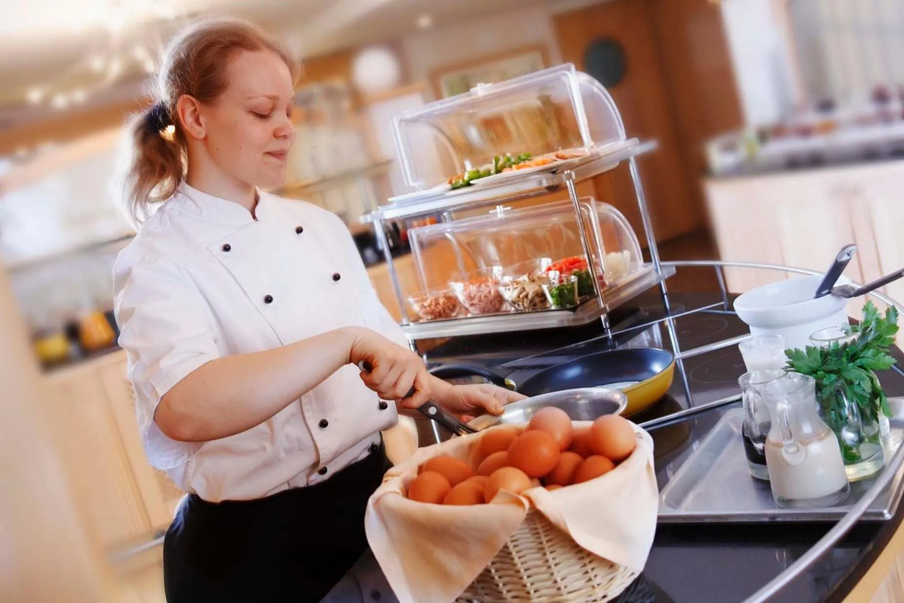 Restaurant/places to eat in Kurpark-Hotel