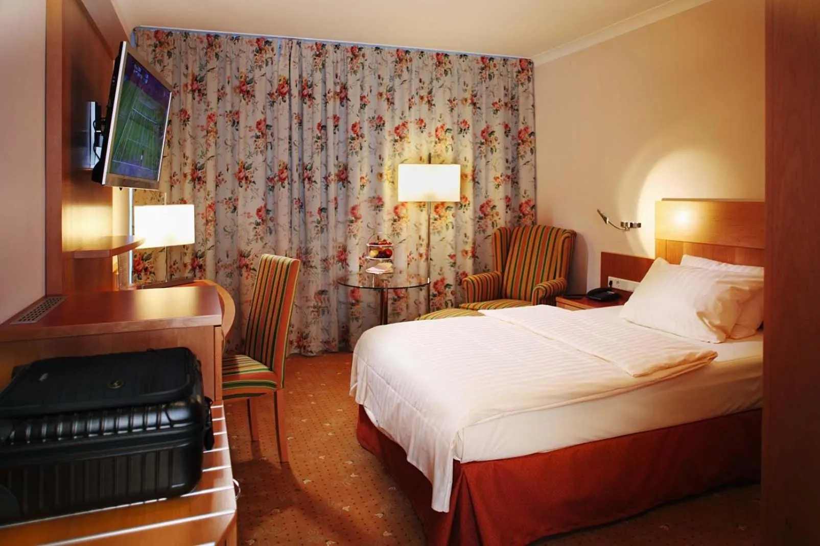 Photo of the whole room in Kurpark-Hotel