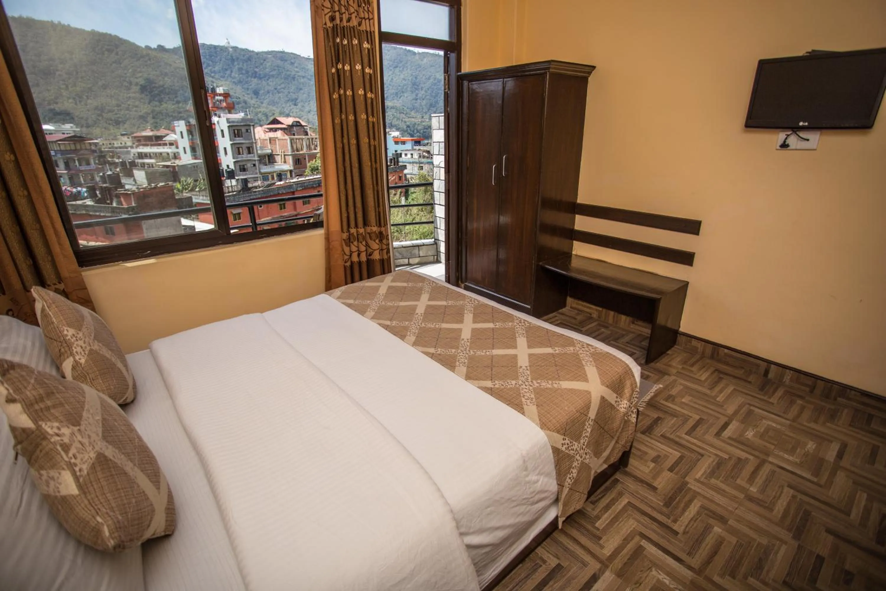 Photo of the whole room in Hotel Peninsula