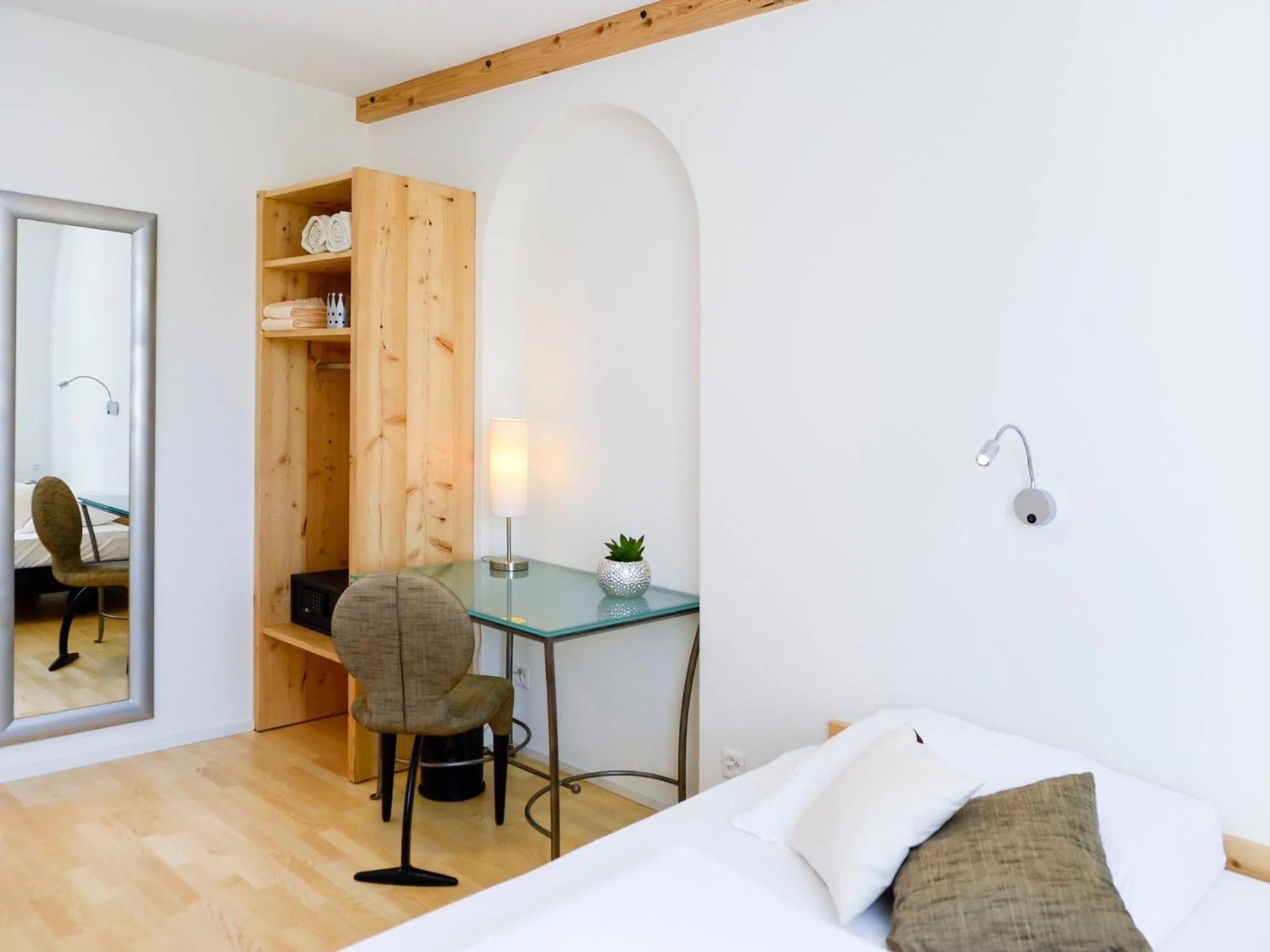 Photo of the whole room, Bed in Hotel Baders Krone