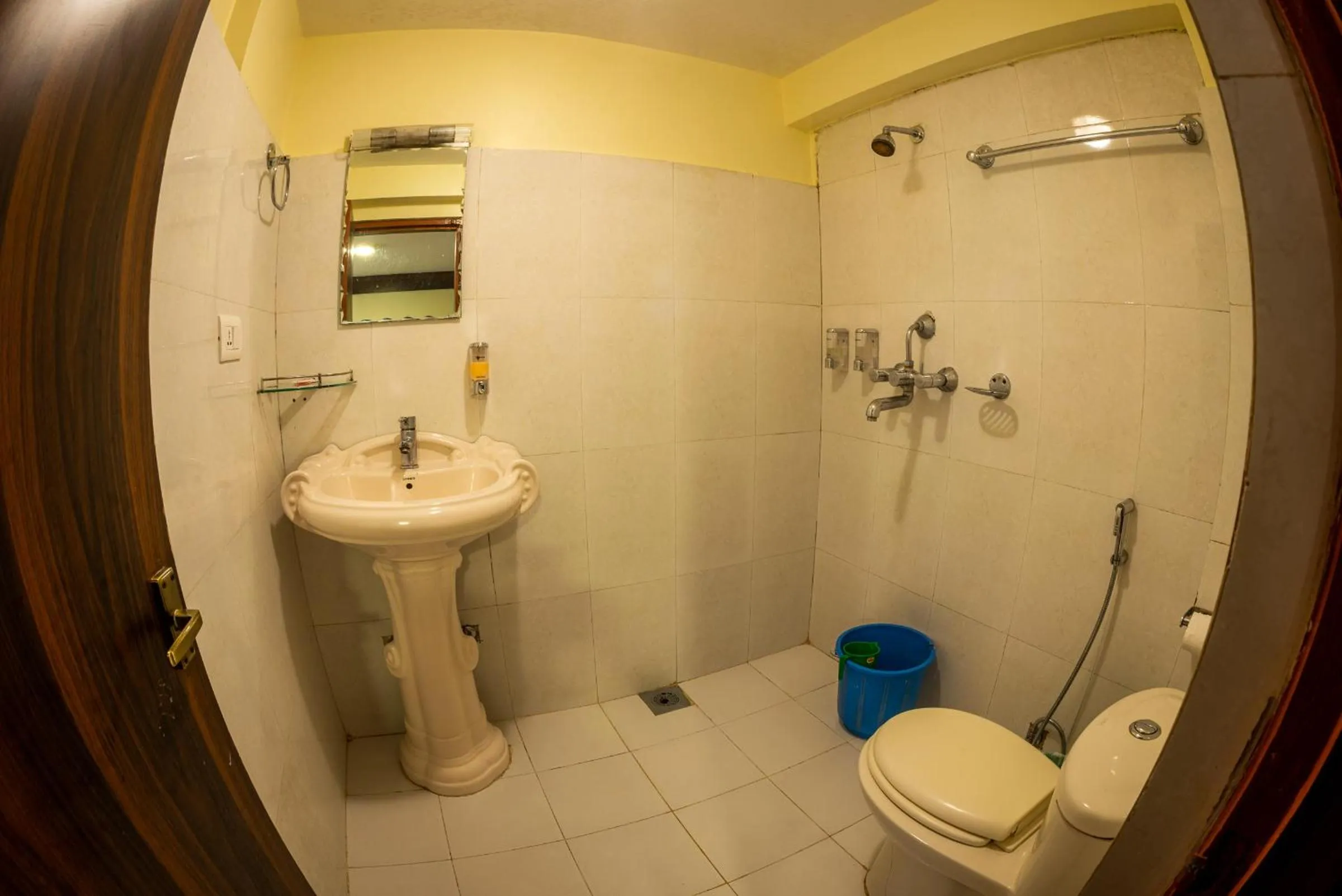 Shower in Hotel Yambu kathmandu