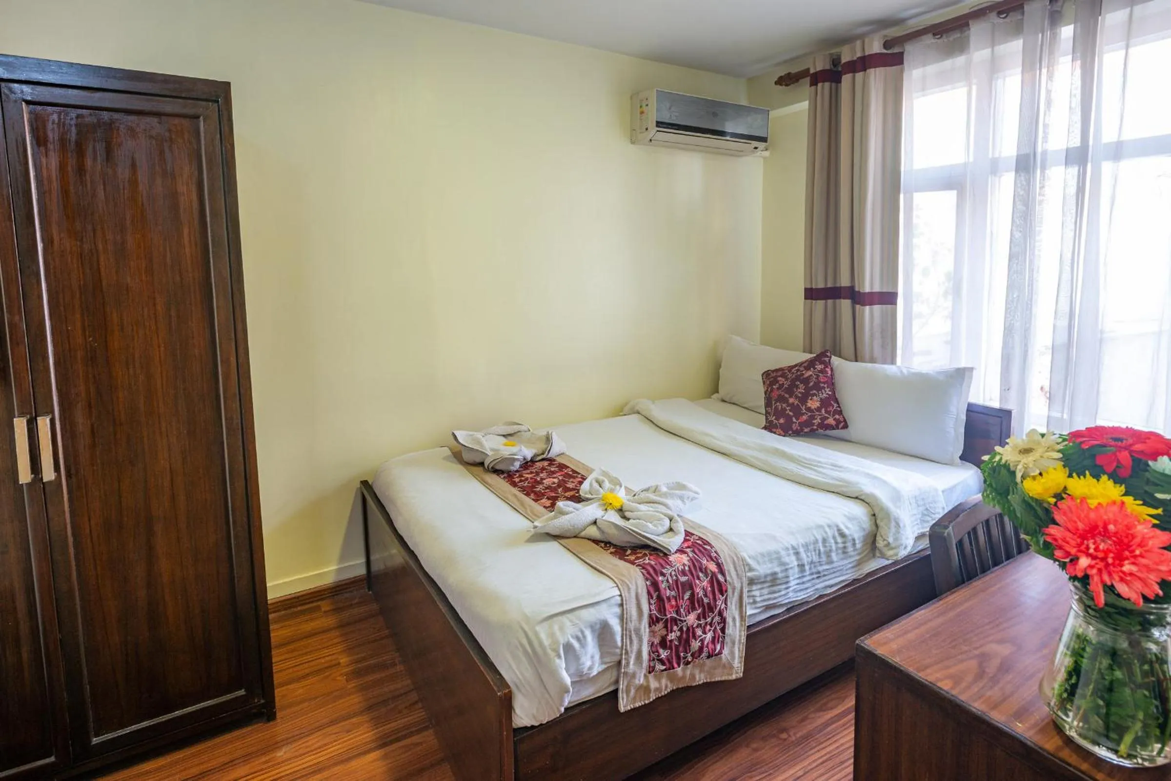 Bed in Hotel Yambu kathmandu