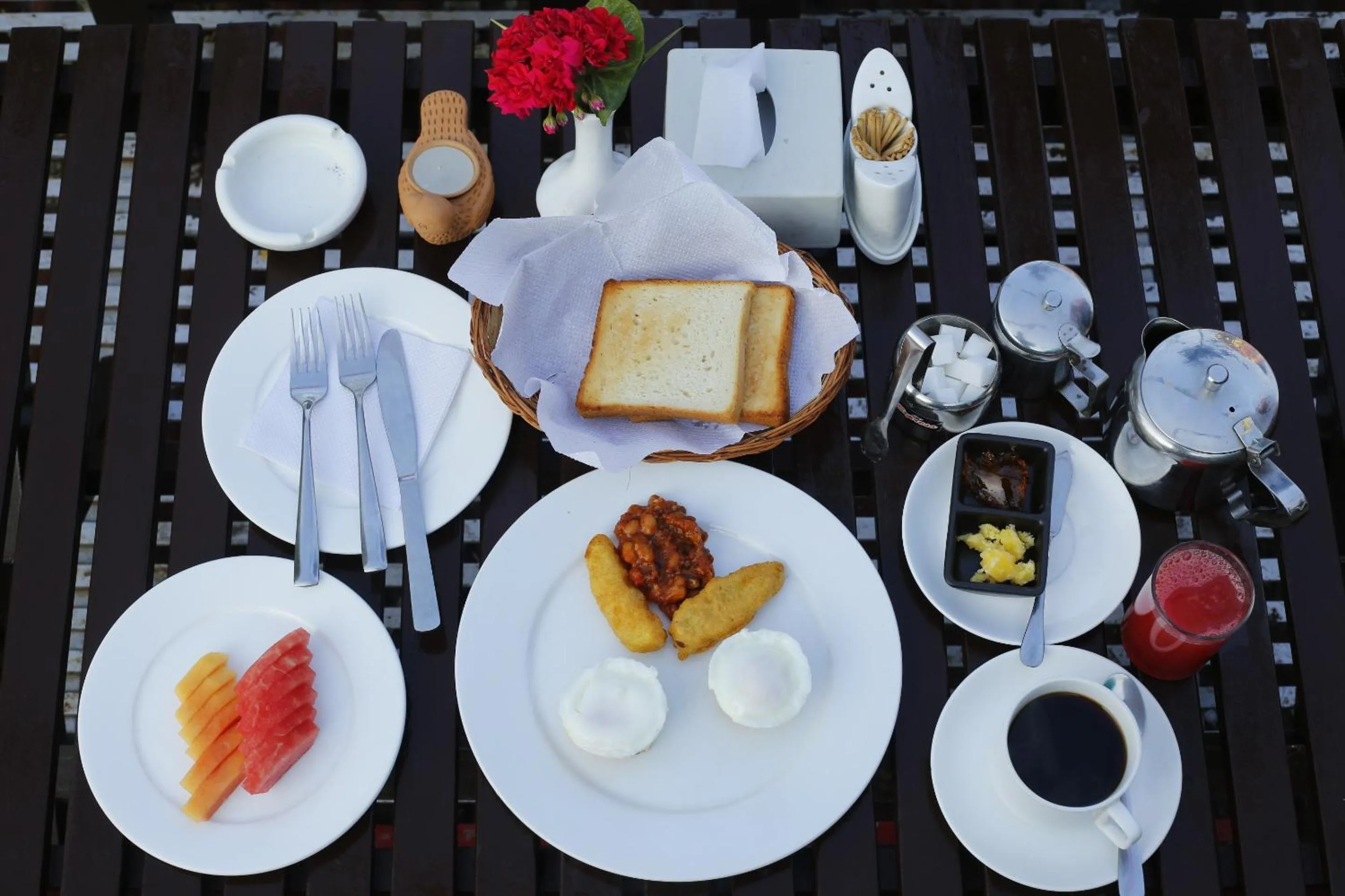 Food and drinks in Shangrila Boutique Hotel