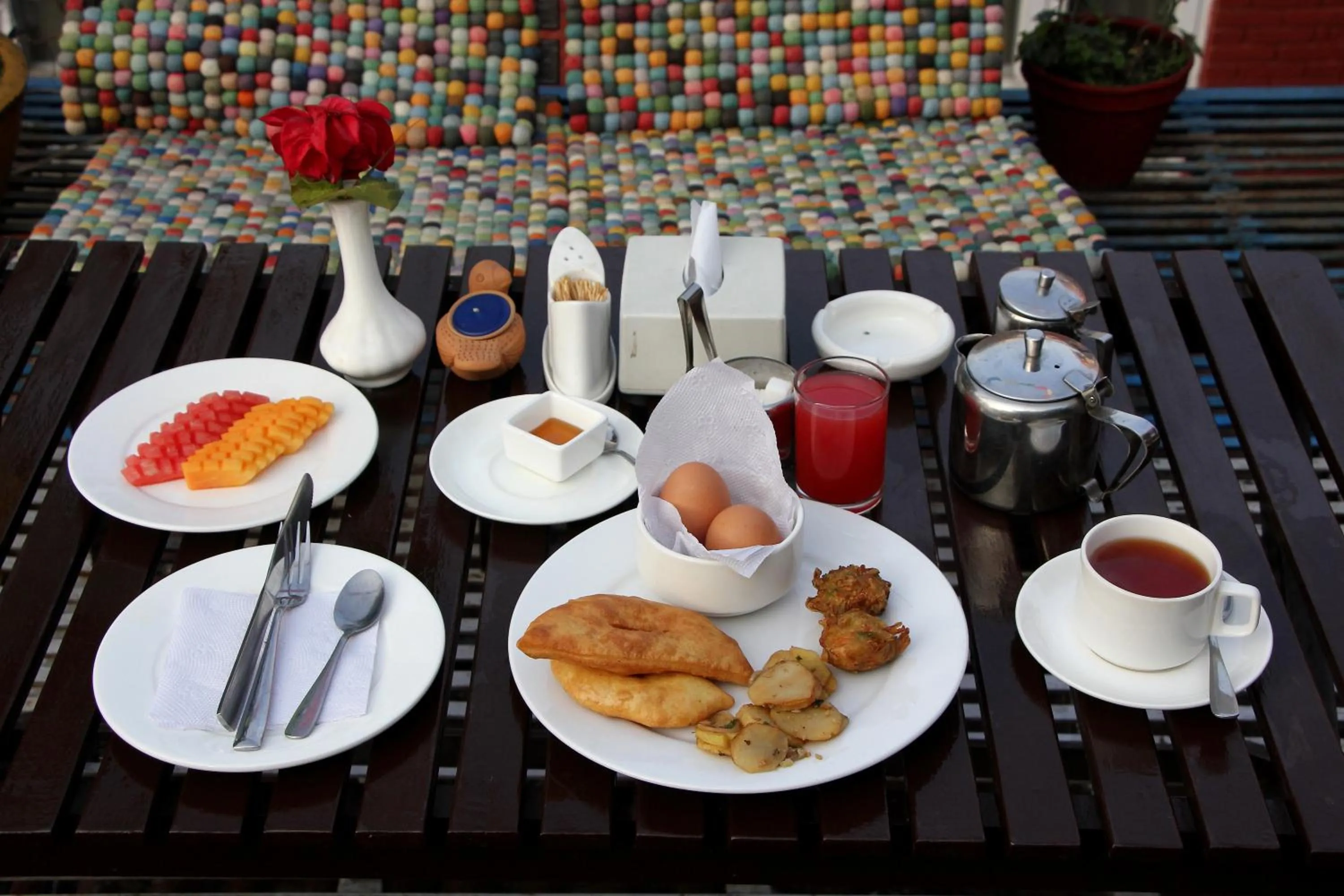 Coffee/tea facilities in Shangrila Boutique Hotel