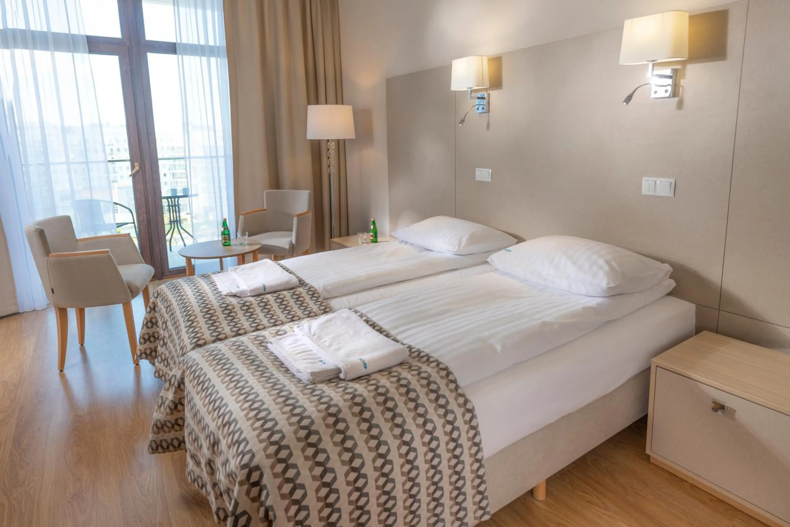 Photo of the whole room, Bed in Olymp IV