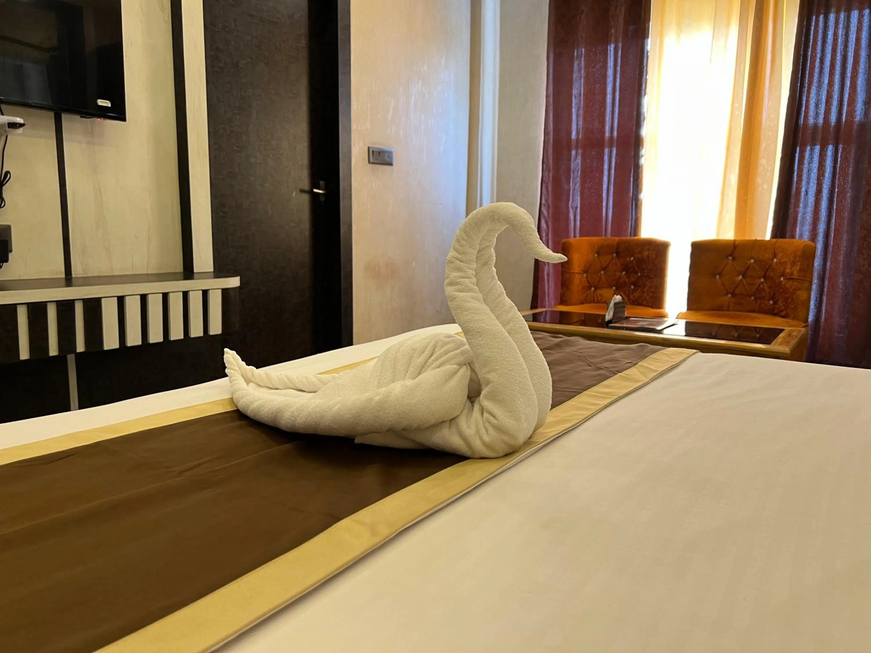 Bed in HOTEL PLEASANT VIEW