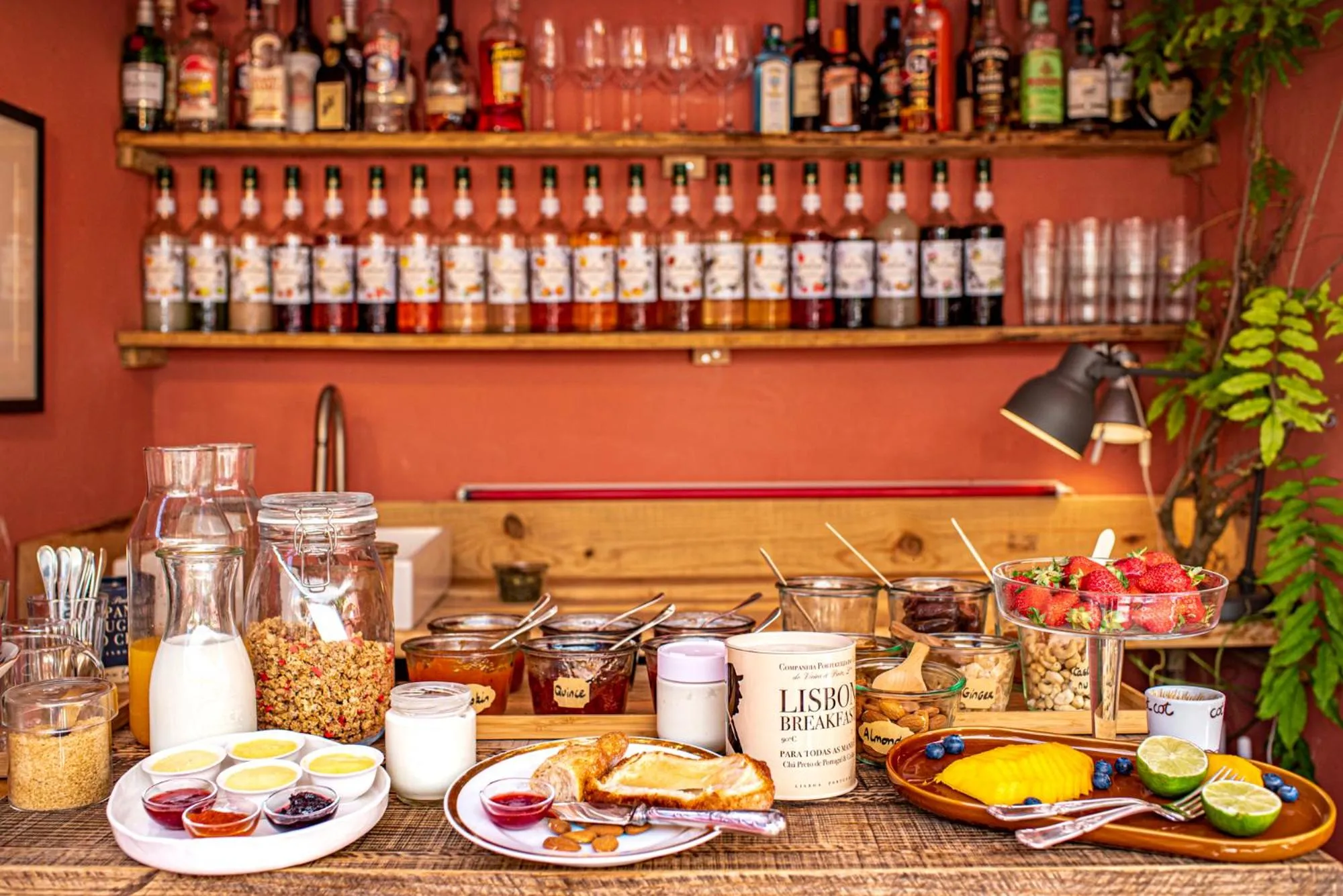 Lounge or bar in toctoctoc lisboa