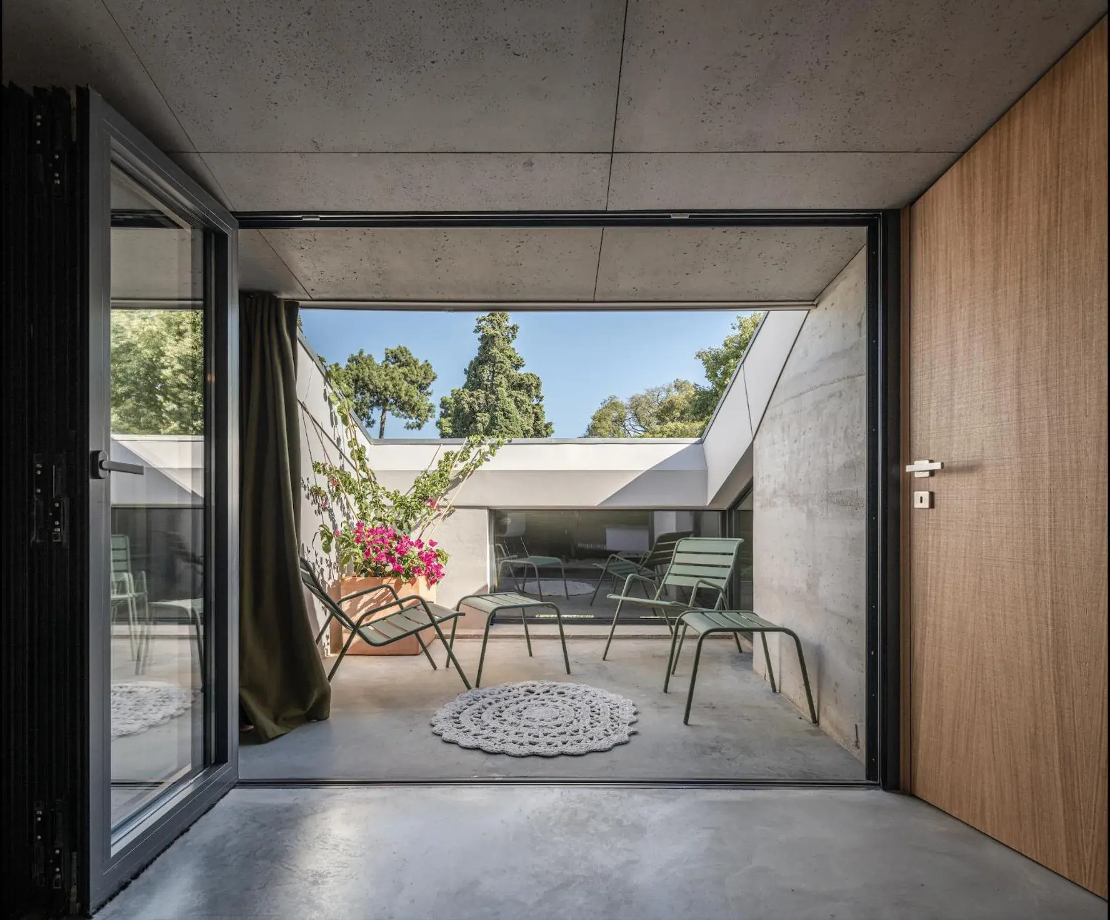 Double Room with Terrace in toctoctoc lisboa Double Room with Terrace in toctoctoc lisboa