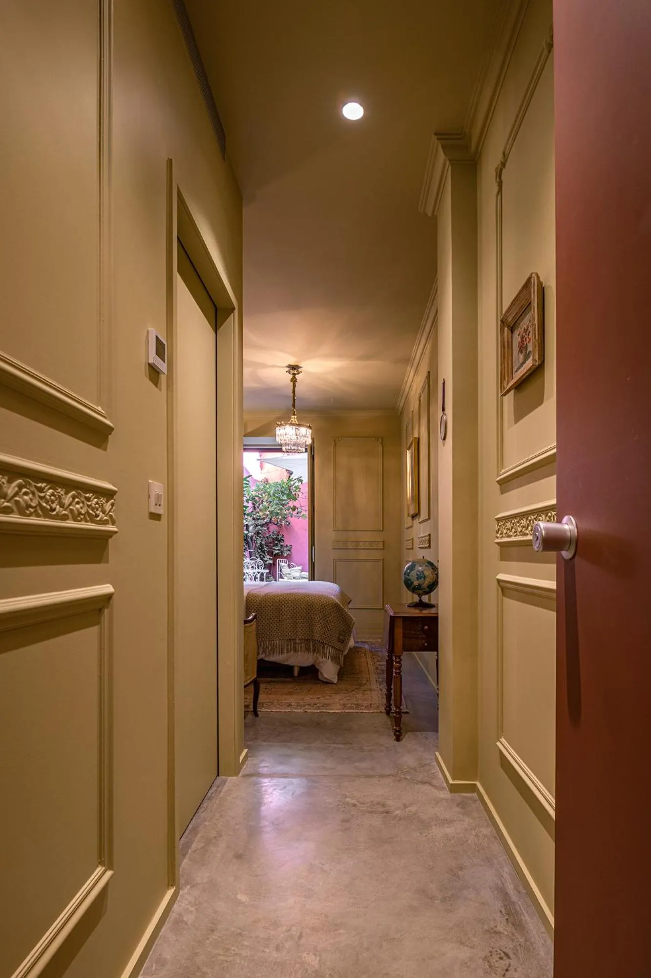 Decorative detail, Bed in toctoctoc lisboa