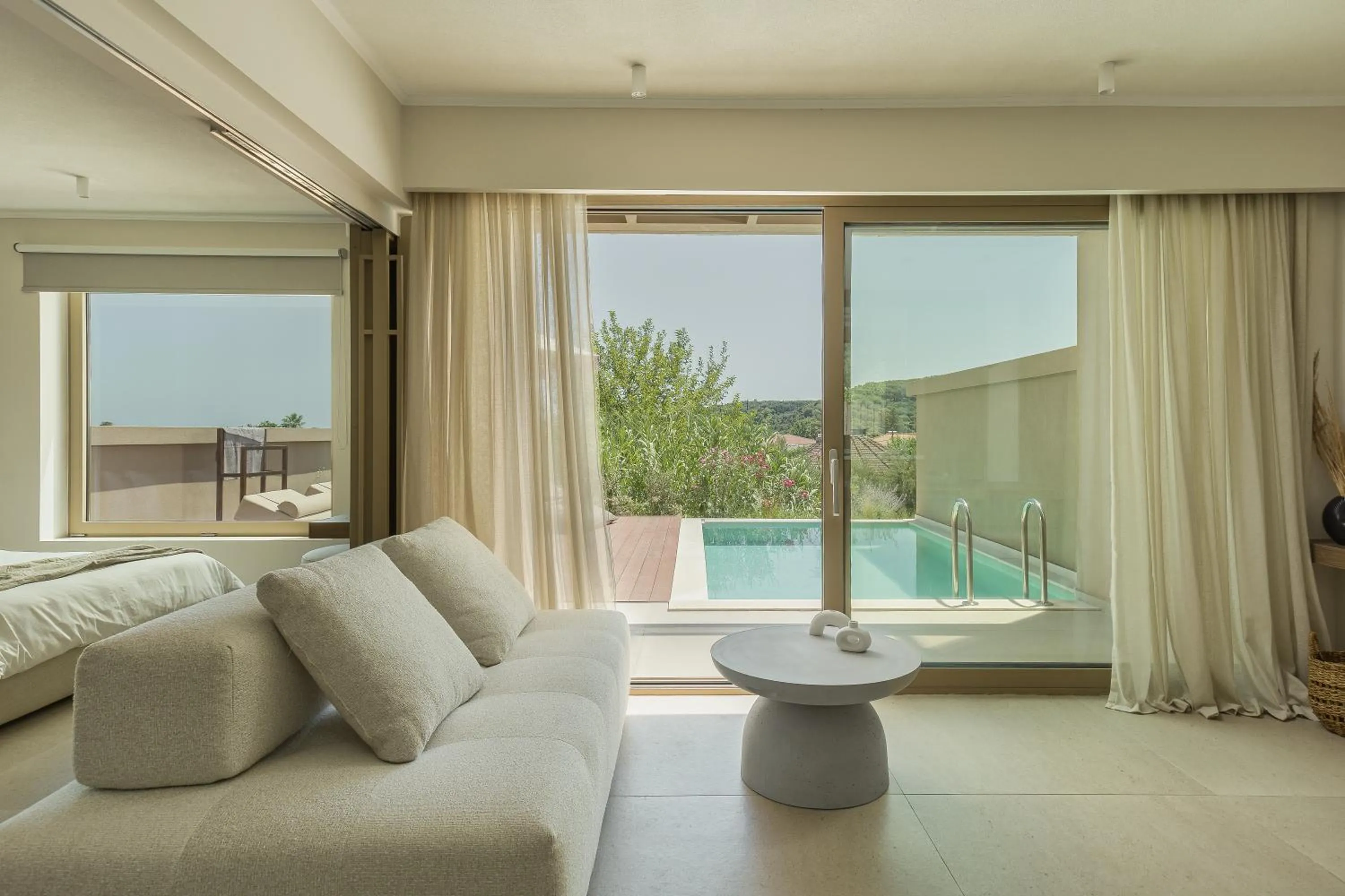 Scarabeo Suites & Villas Parga