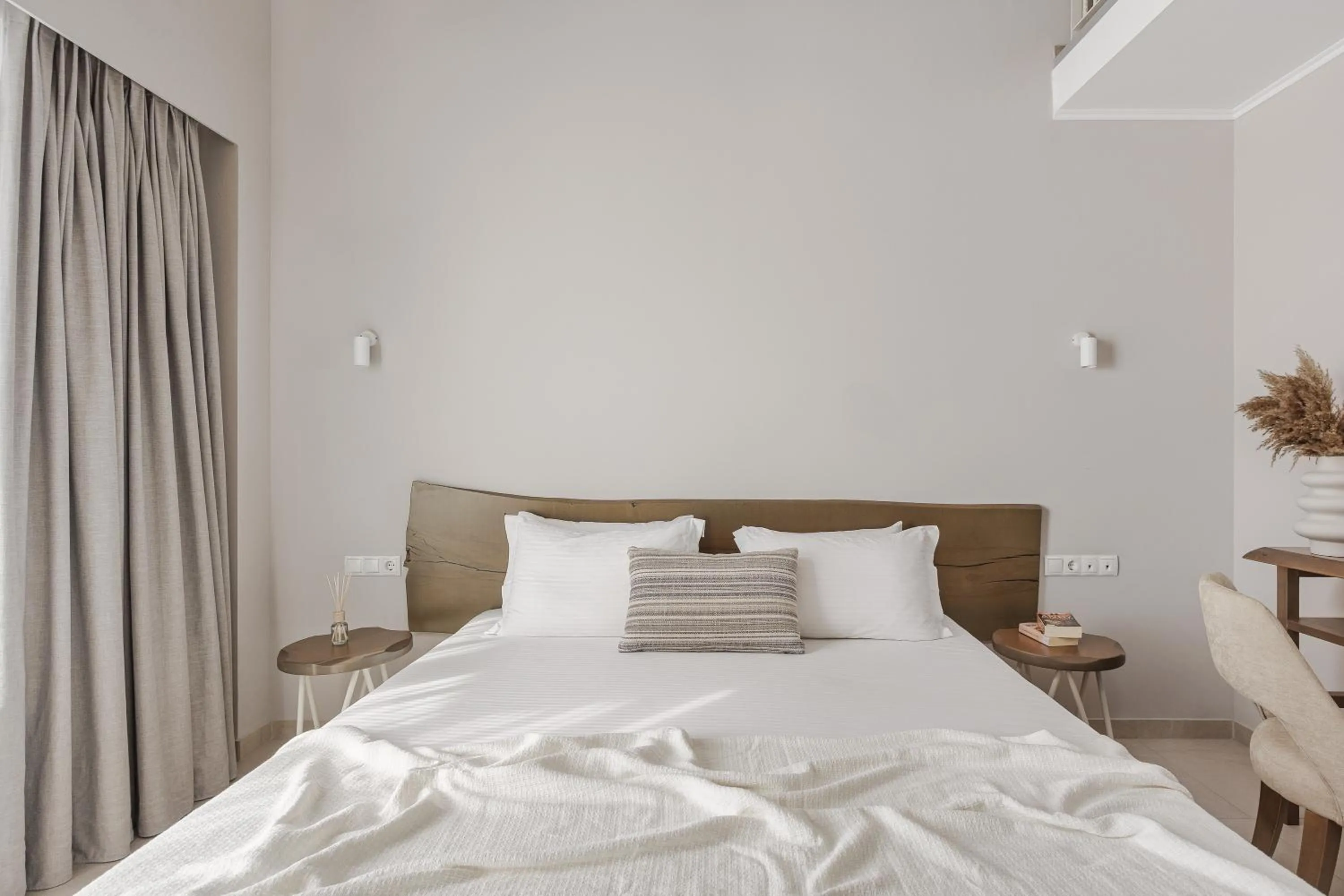 Scarabeo Suites & Villas Parga