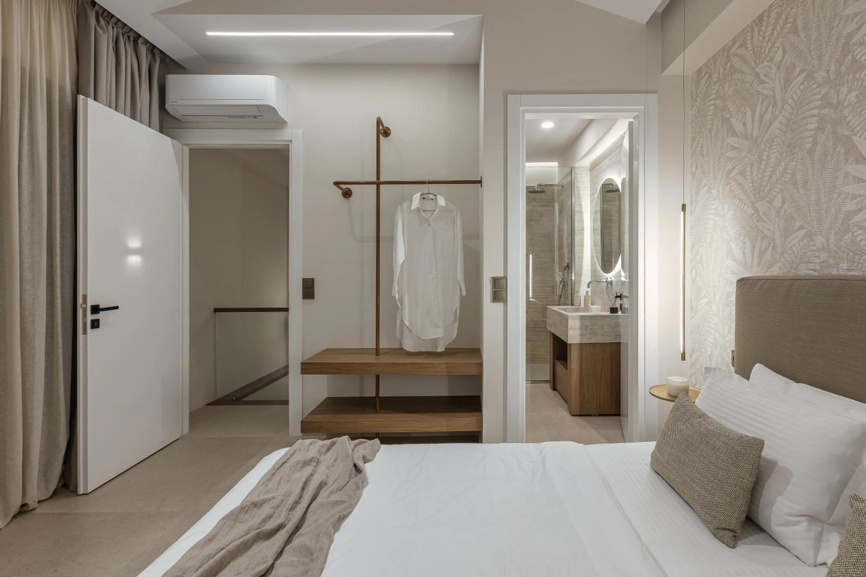 Scarabeo Suites & Villas Parga