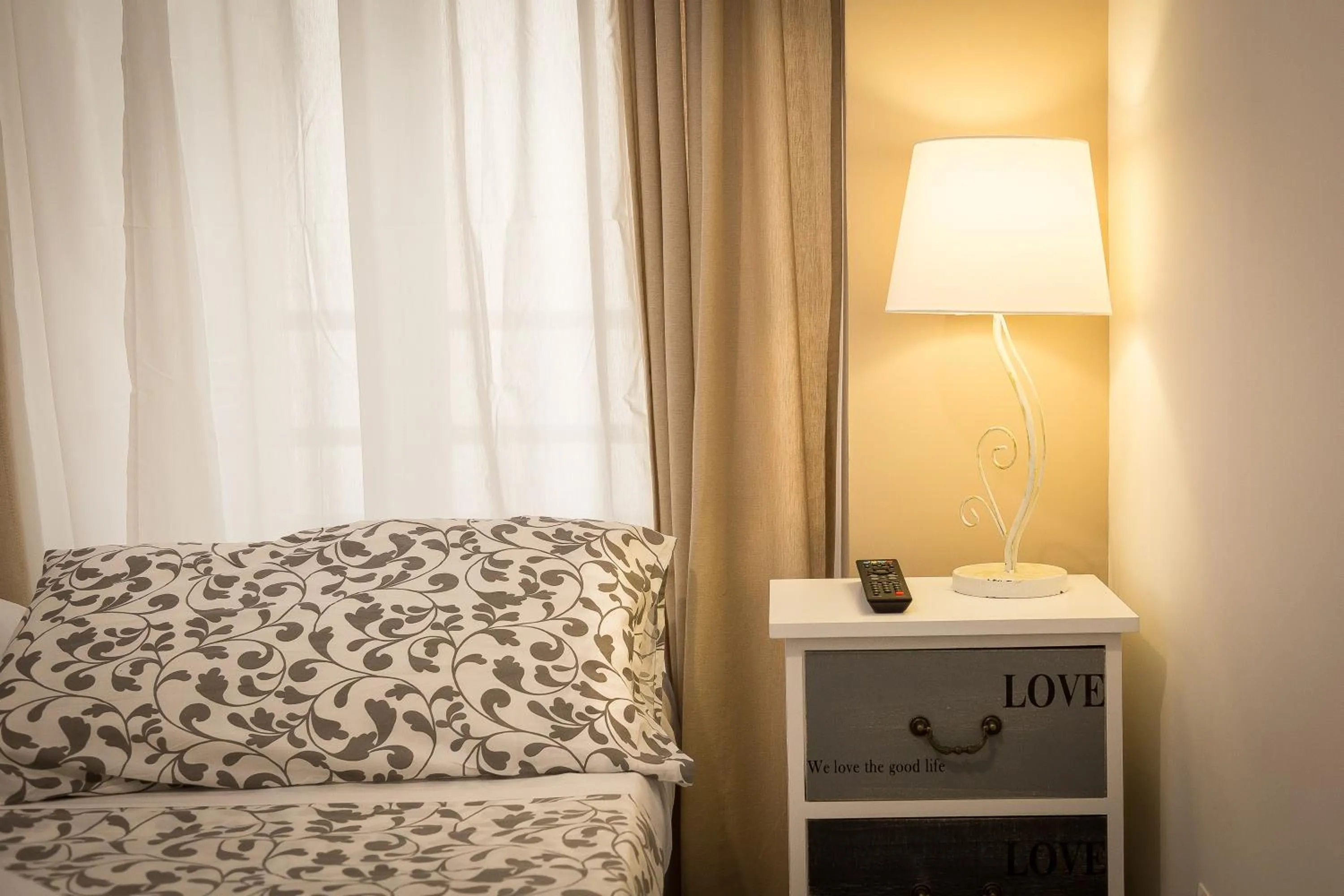 Decorative detail, Bed in San Peter Angels