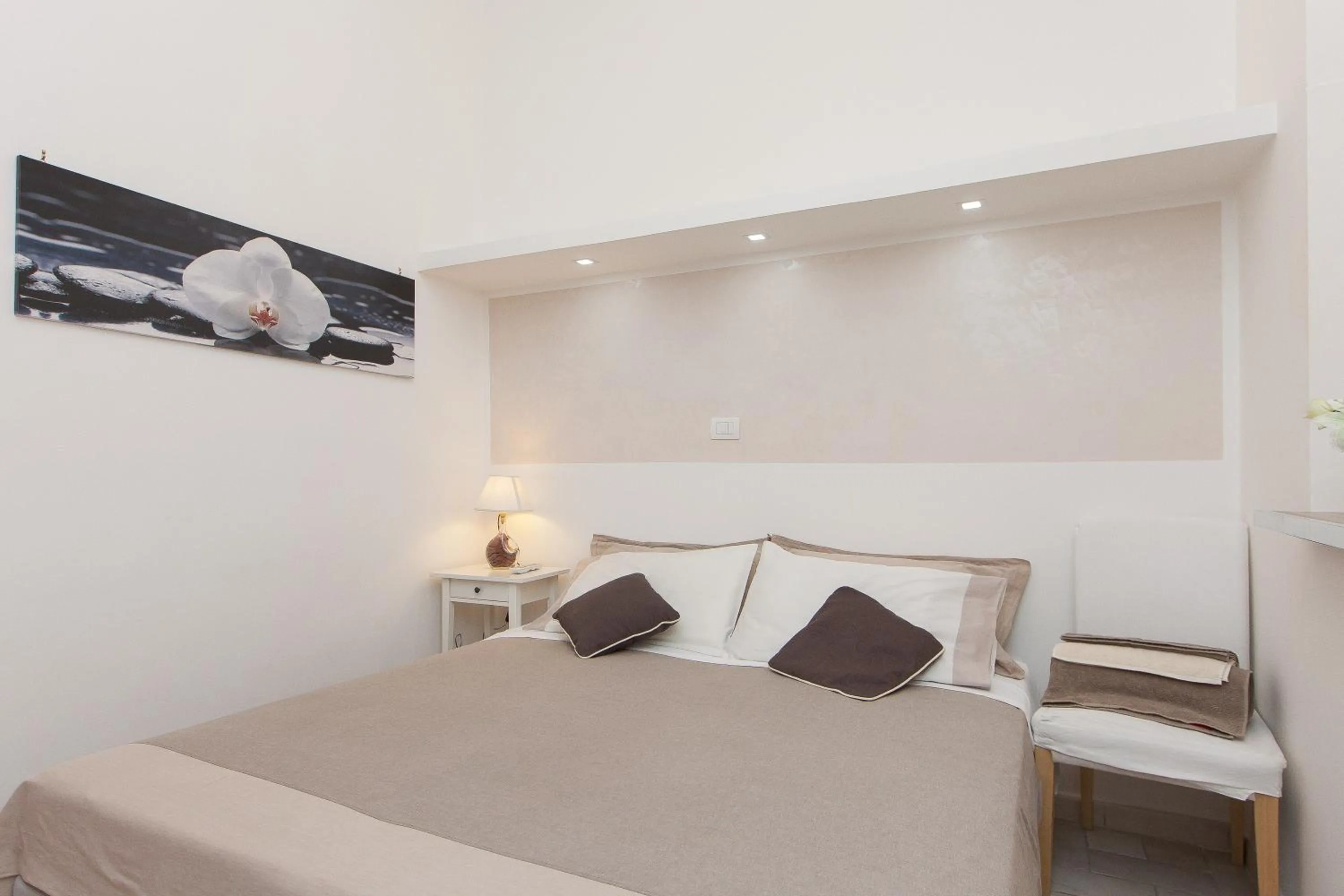 Bedroom, Bed in San Peter Angels