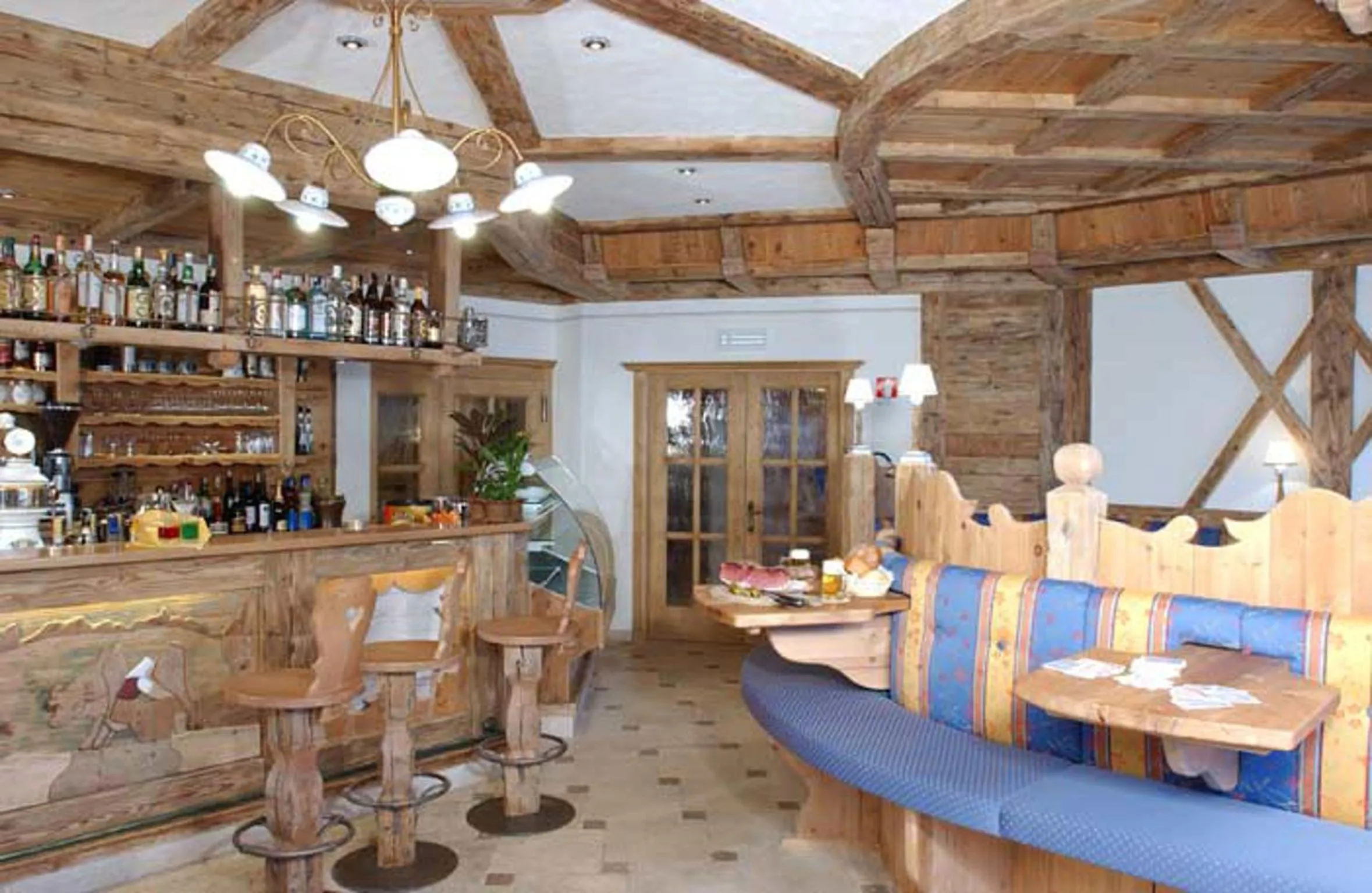 Lounge or bar in Hotel Casa del Campo