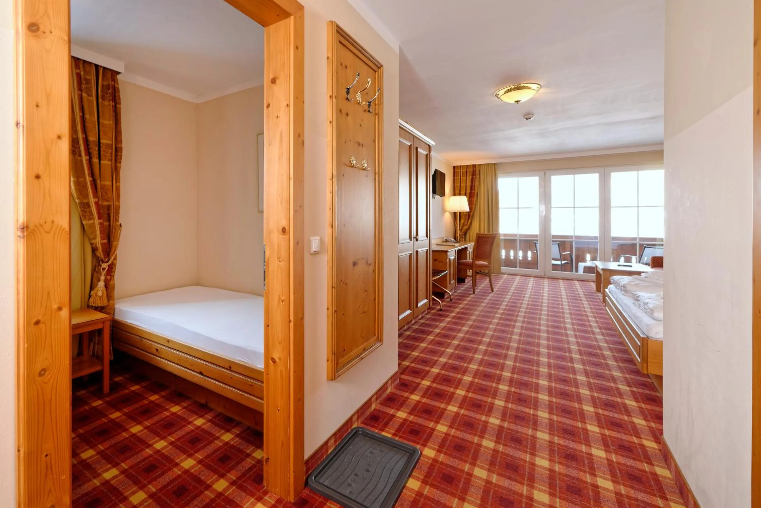 Living room, Bed in Ortnerhof - Ihr Zuhause am Fuße der Alpen