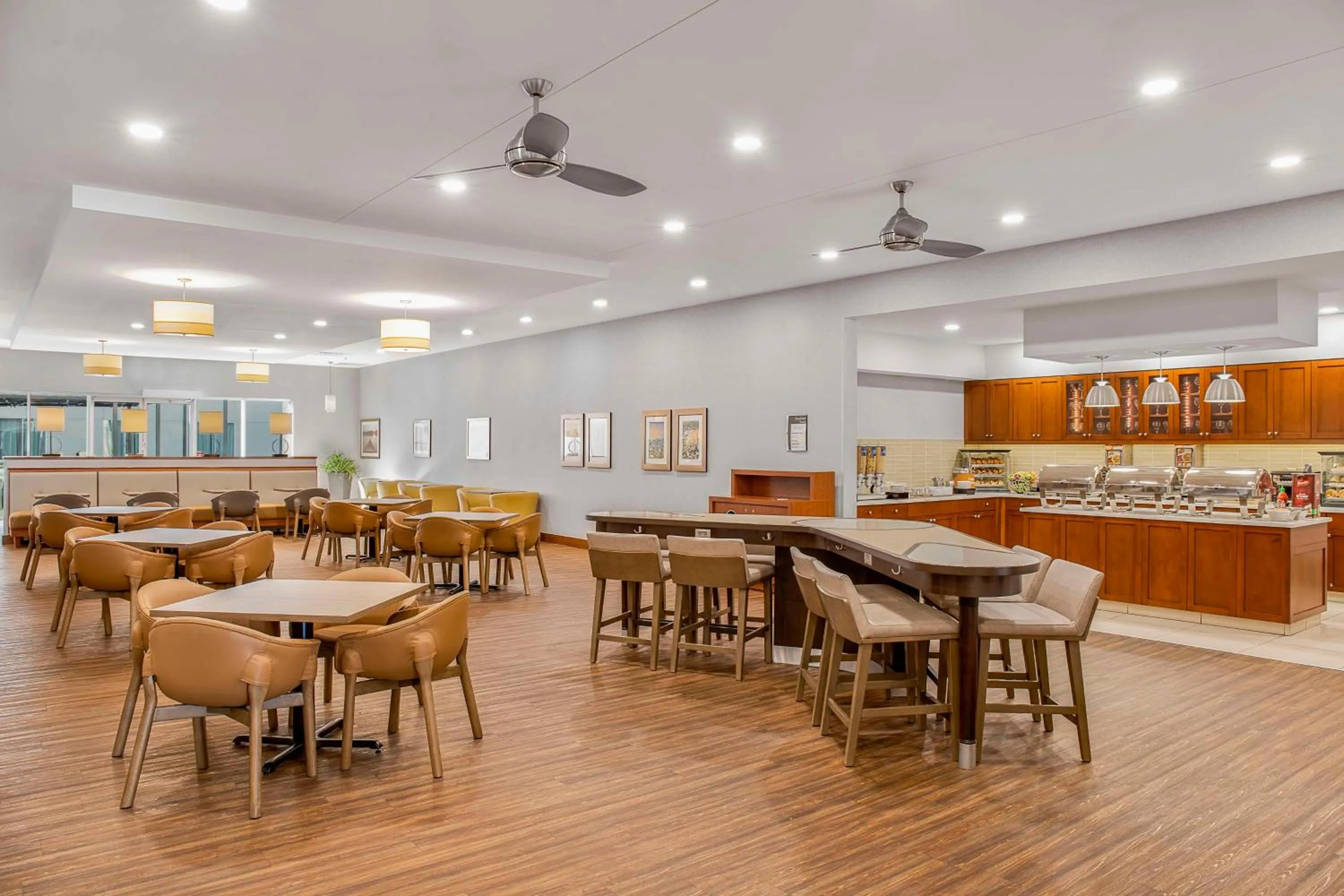 Breakfast in Homewood Suites by Hilton Winnipeg Airport - Polo Park