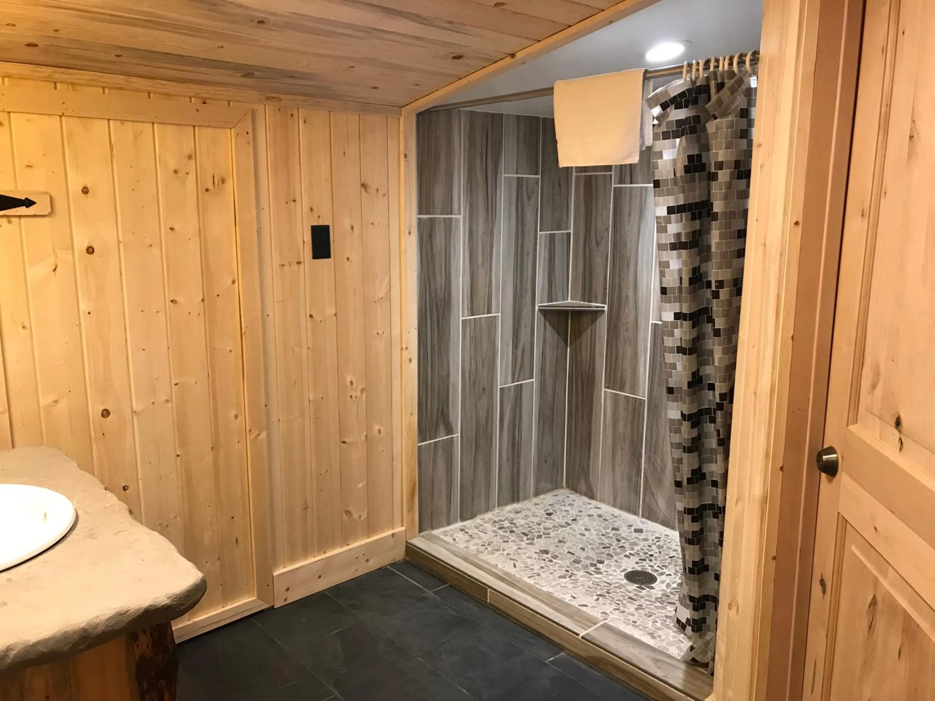 Shower in Heart Six Ranch