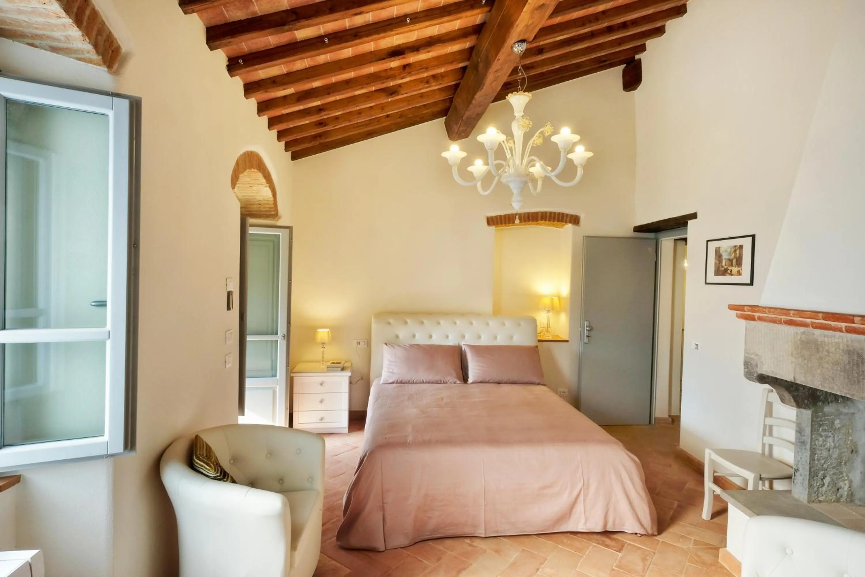 Bedroom, Bed in Chimera Tuscany Resort