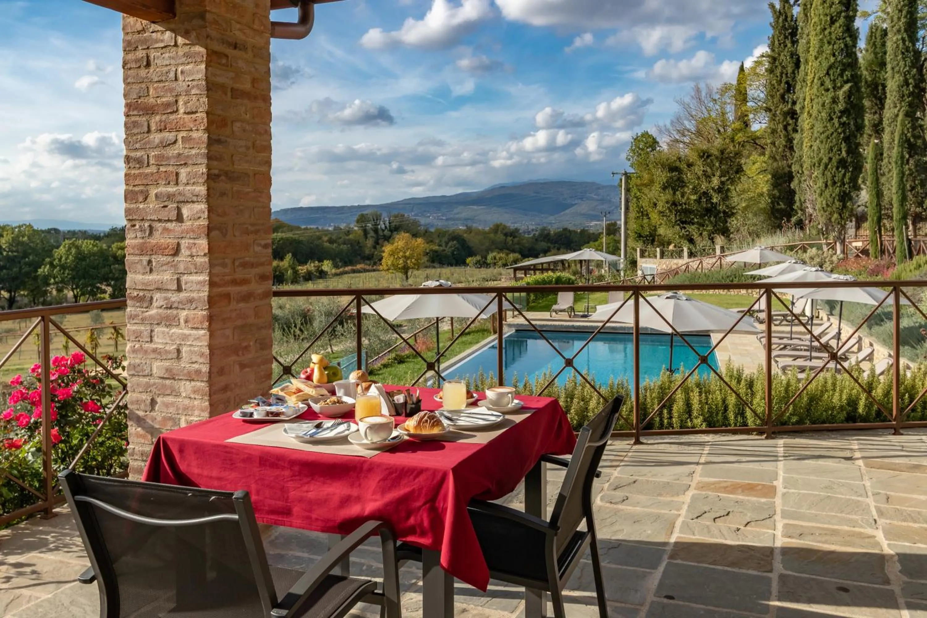 Breakfast in Chimera Tuscany Resort