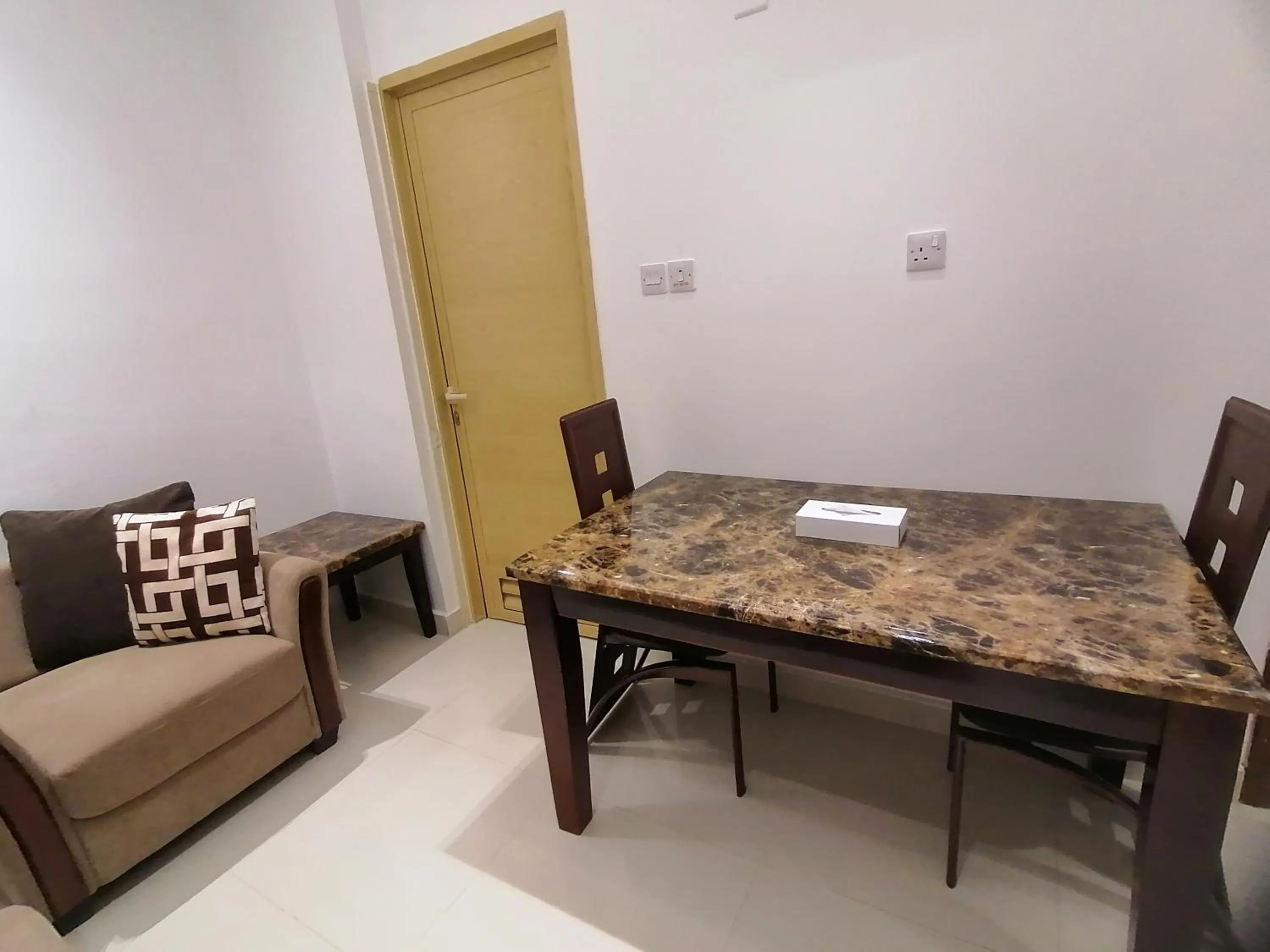 Dining area in Nizwa Hotel Apartments