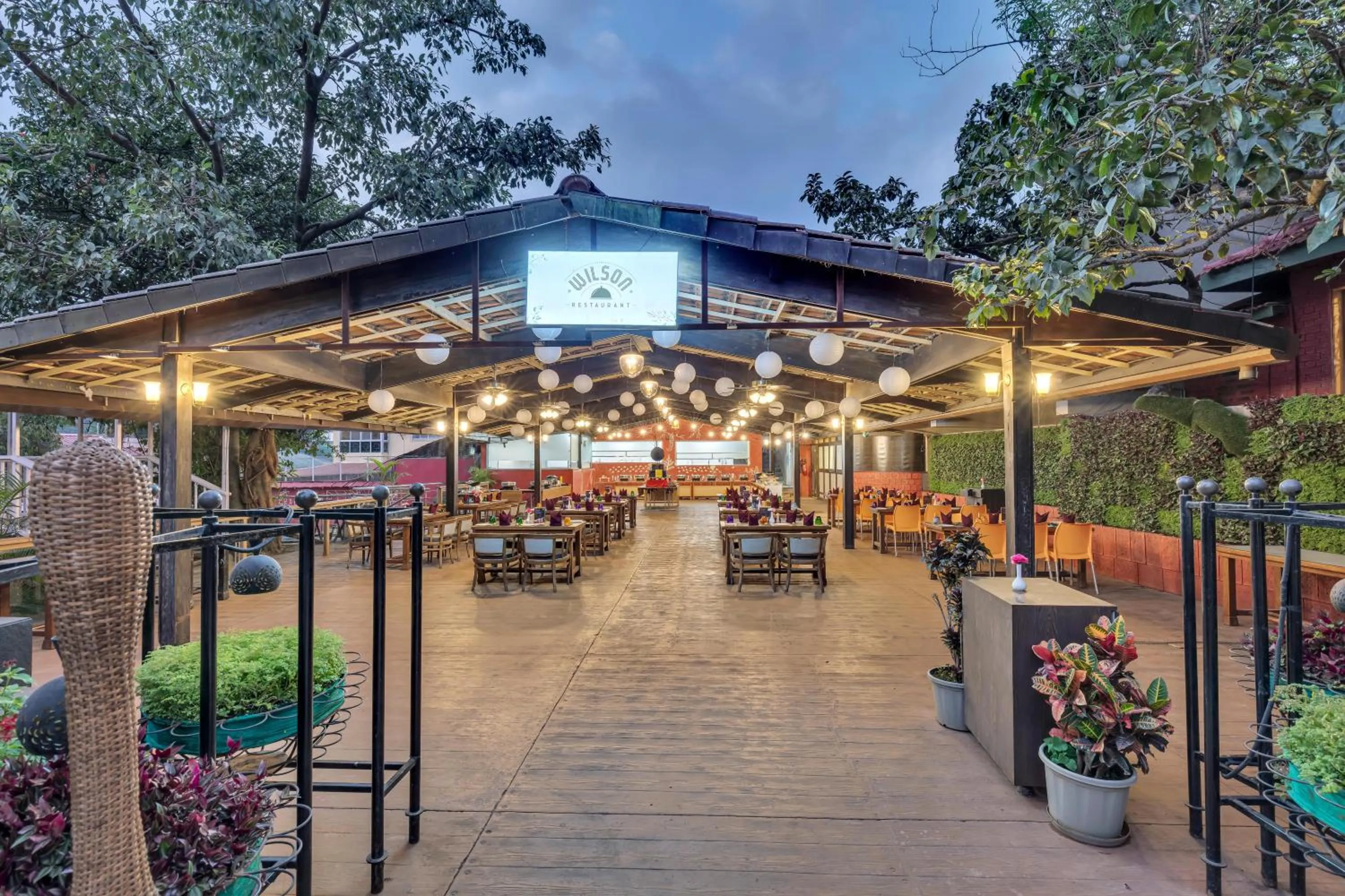 Restaurant/places to eat in Club Mahindra Saj Mahabaleshwar