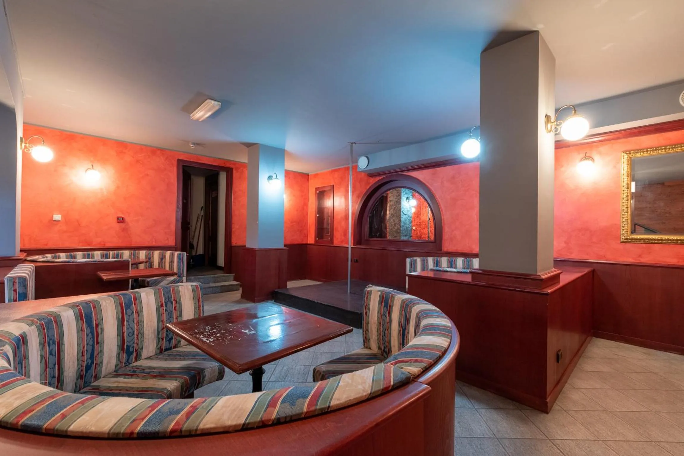 Nightclub / DJ in Residence Saint-Vincent