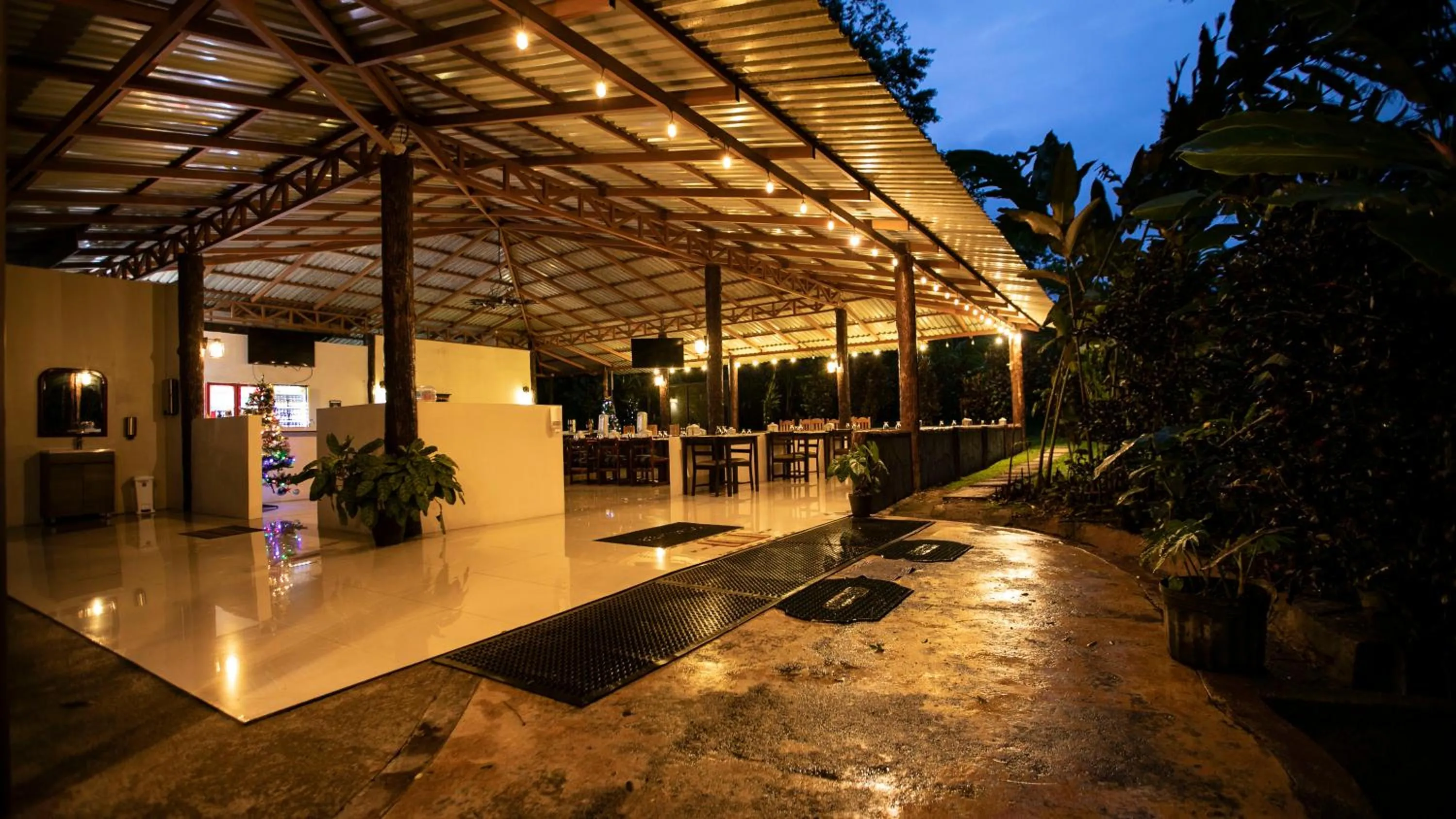 Restaurant/places to eat in Orquideas Boutique Hotel