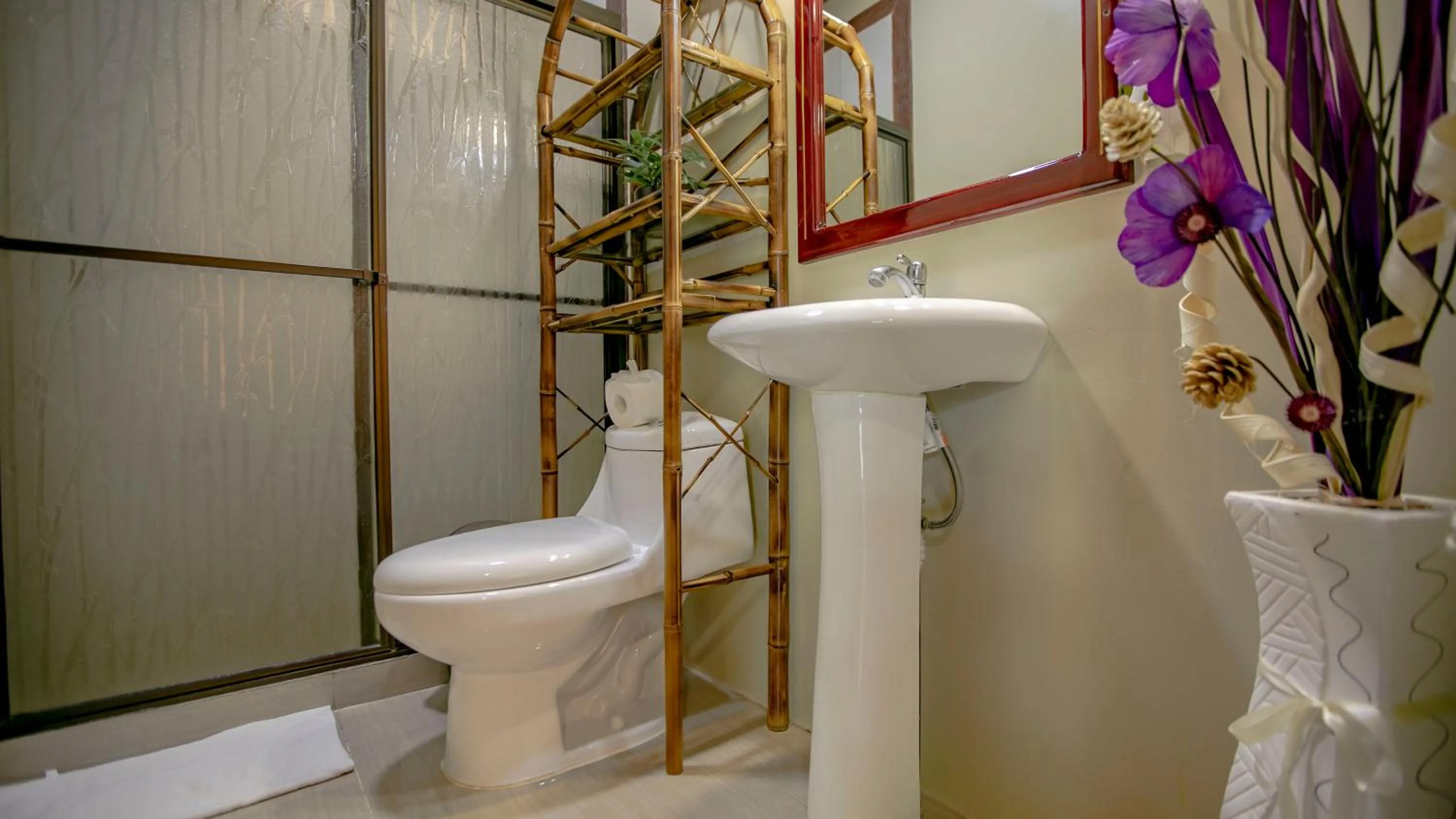 Bathroom in Orquideas Boutique Hotel