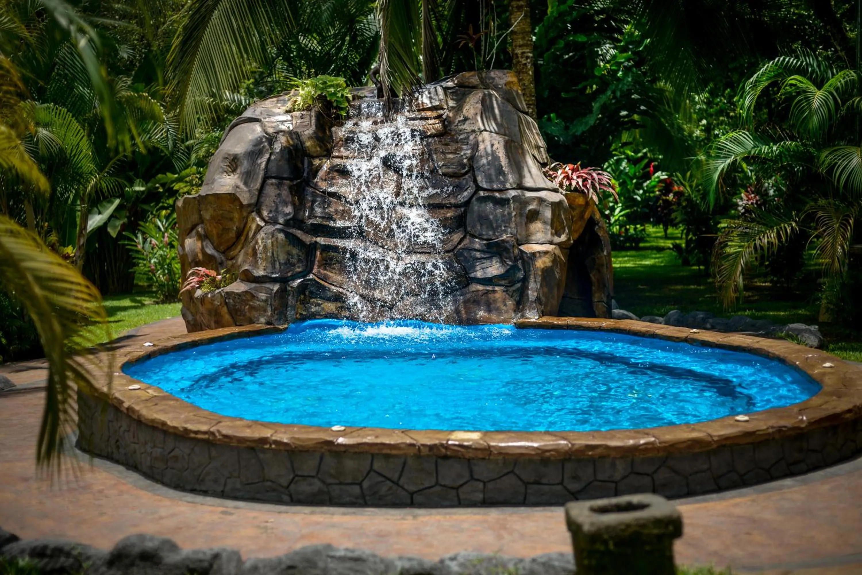 Swimming pool in Orquideas Boutique Hotel