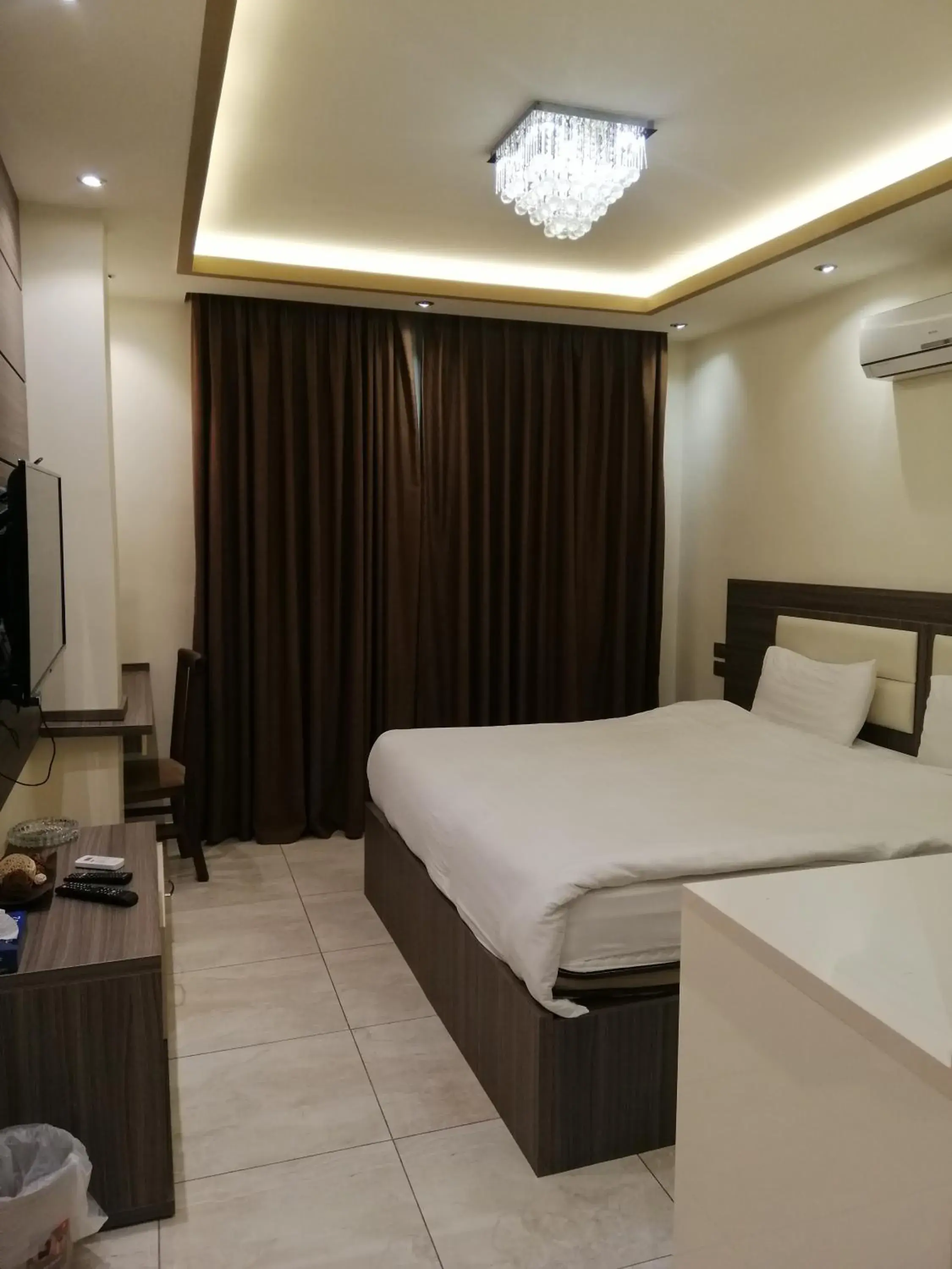 Standard Double or Twin Room in Seven Days Hotel Standard Double or Twin Room in Seven Days Hotel